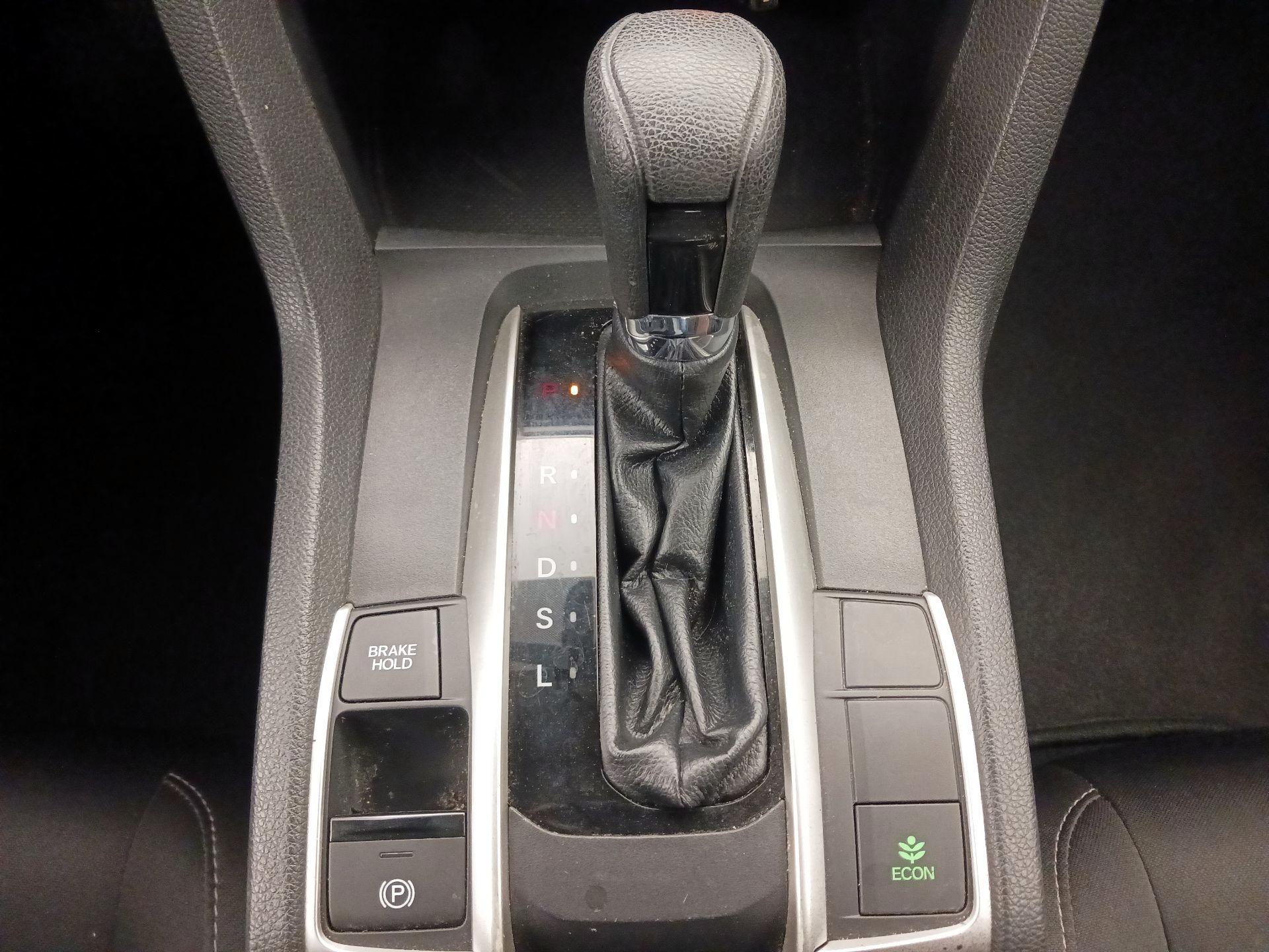Thumbnail: 2020 Honda Civic - 17