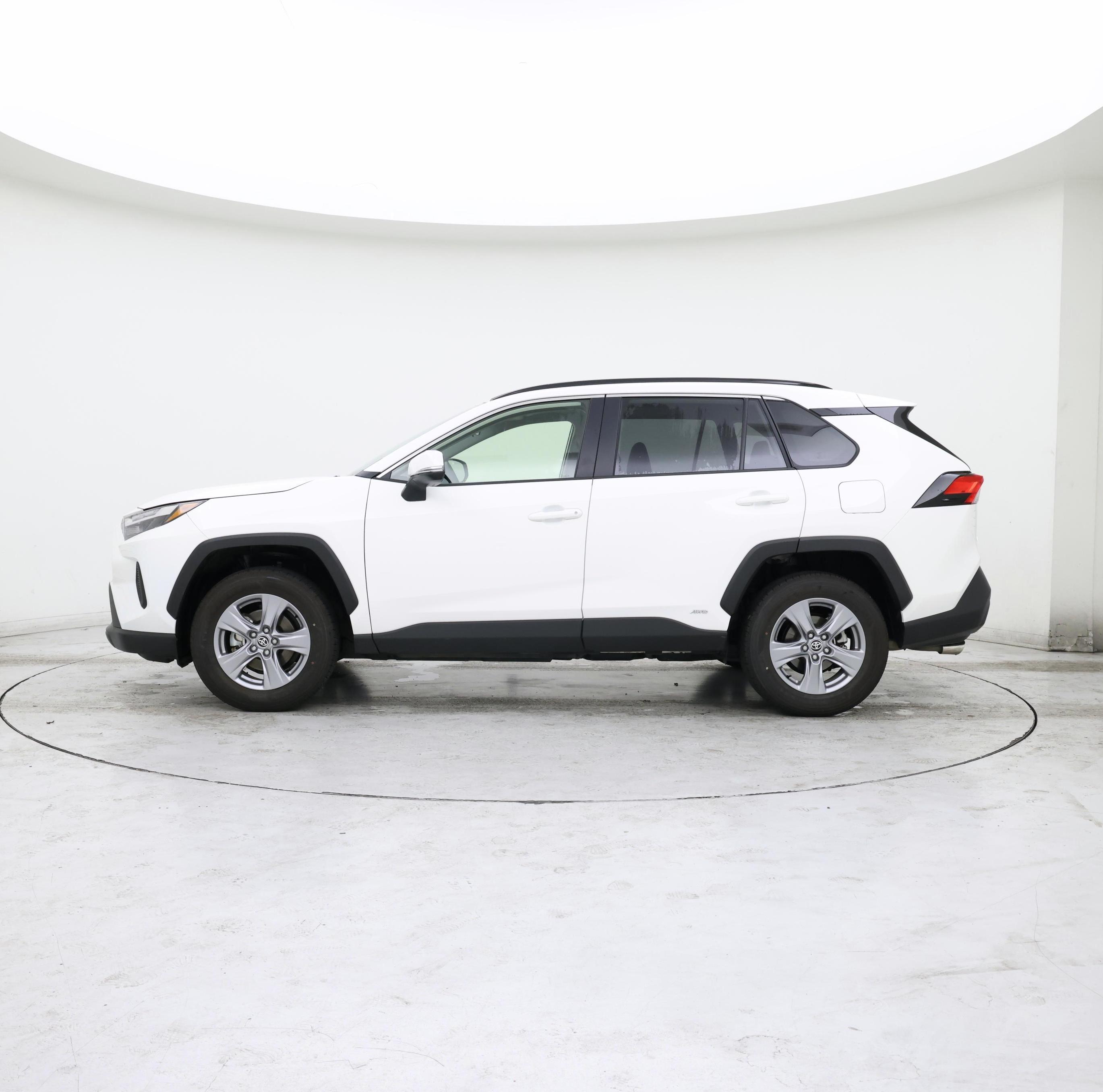 Thumbnail: 2025 Toyota RAV4 - 3