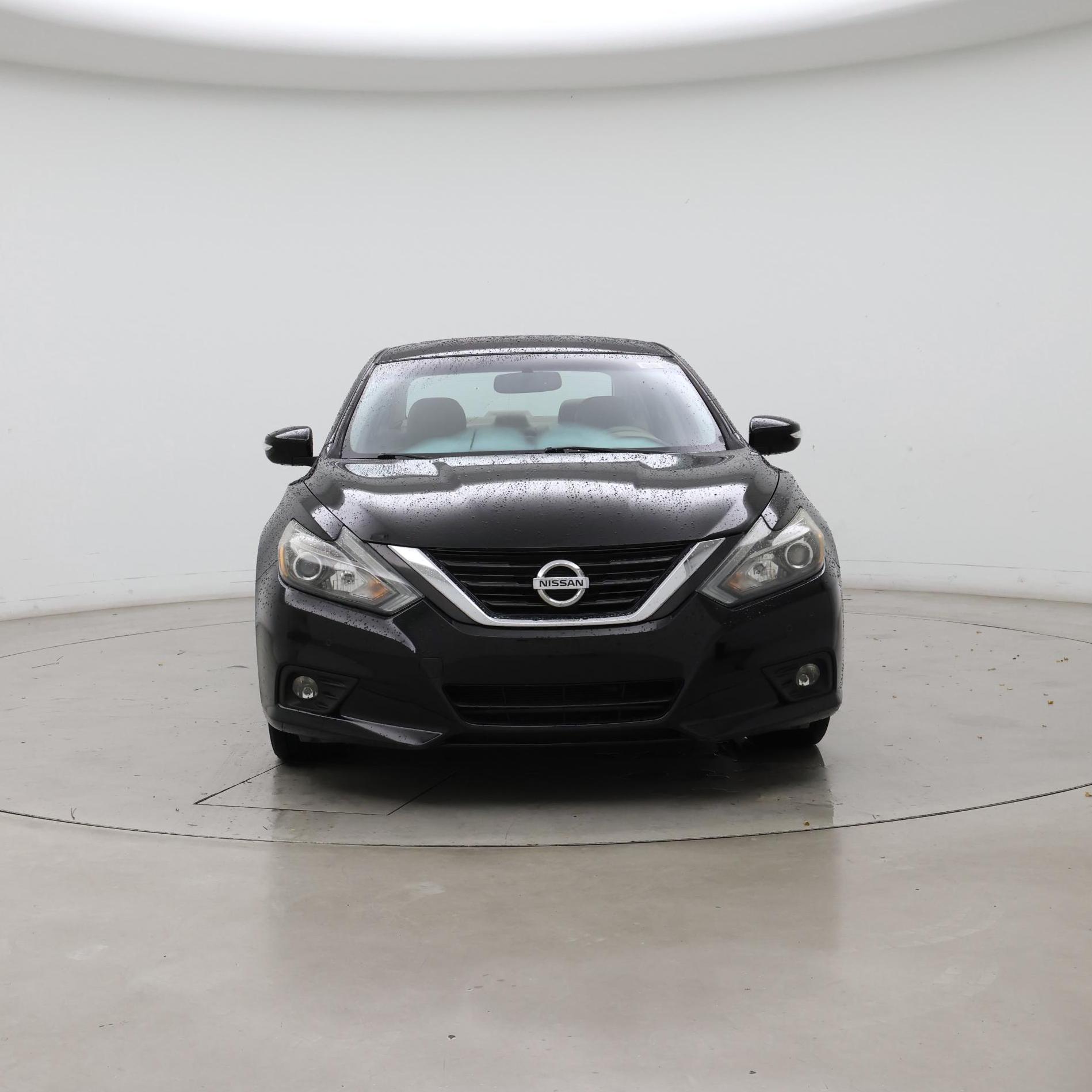 Thumbnail: 2016 Nissan Altima - 5