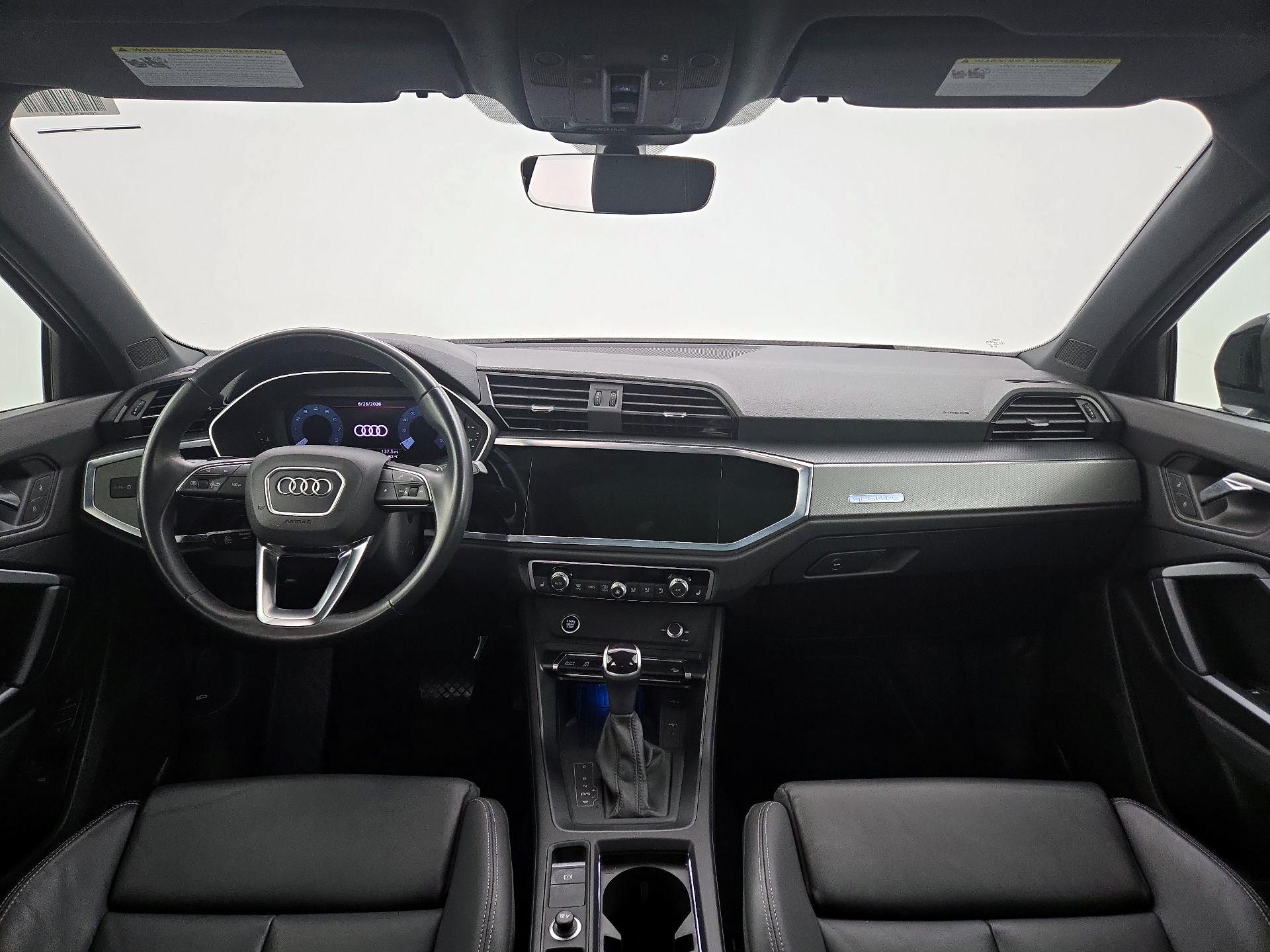 Thumbnail: 2023 Audi Q3 - 9