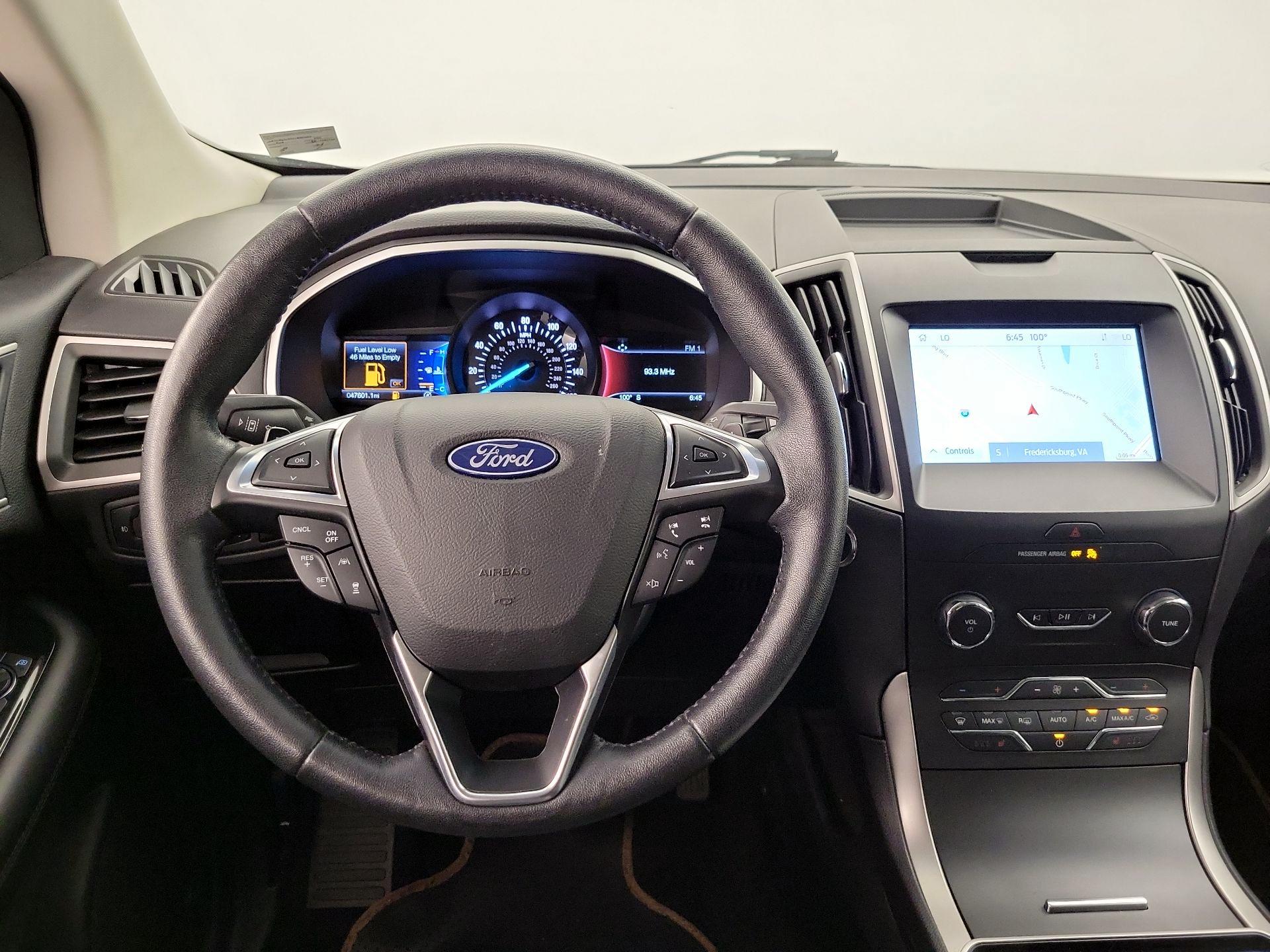 Thumbnail: 2020 Ford Edge - 10