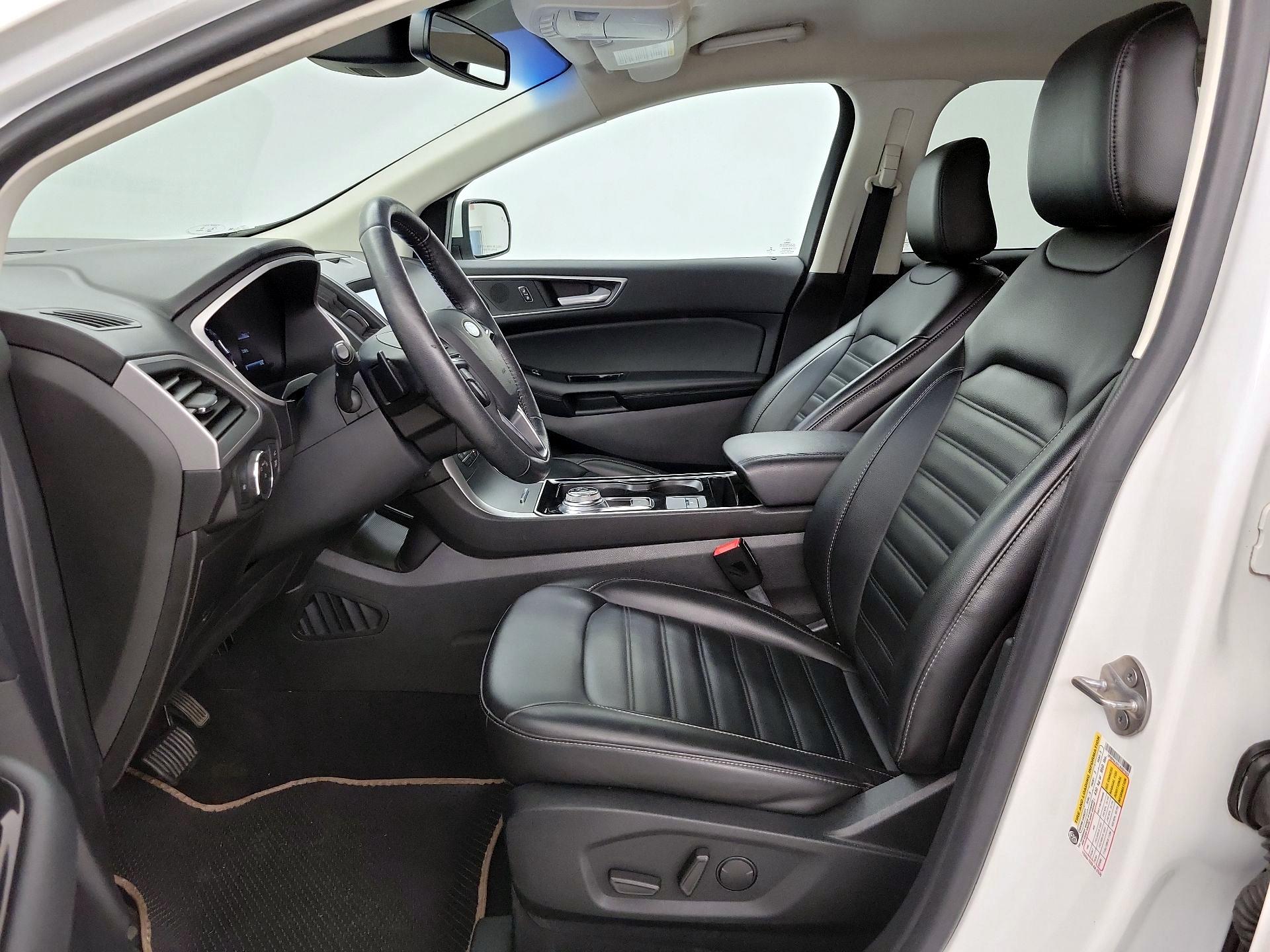 Thumbnail: 2020 Ford Edge - 11