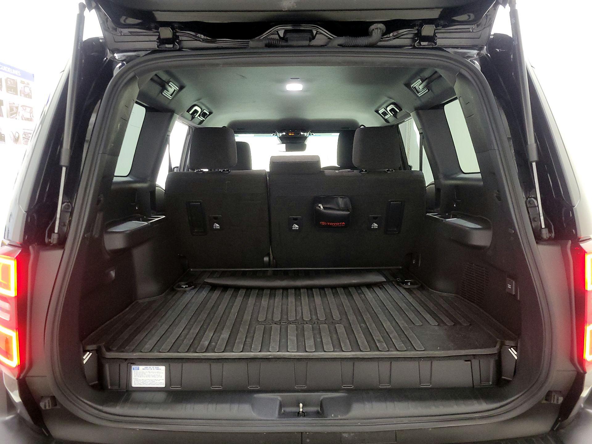 Thumbnail: 2025 Toyota Land Cruiser - 20