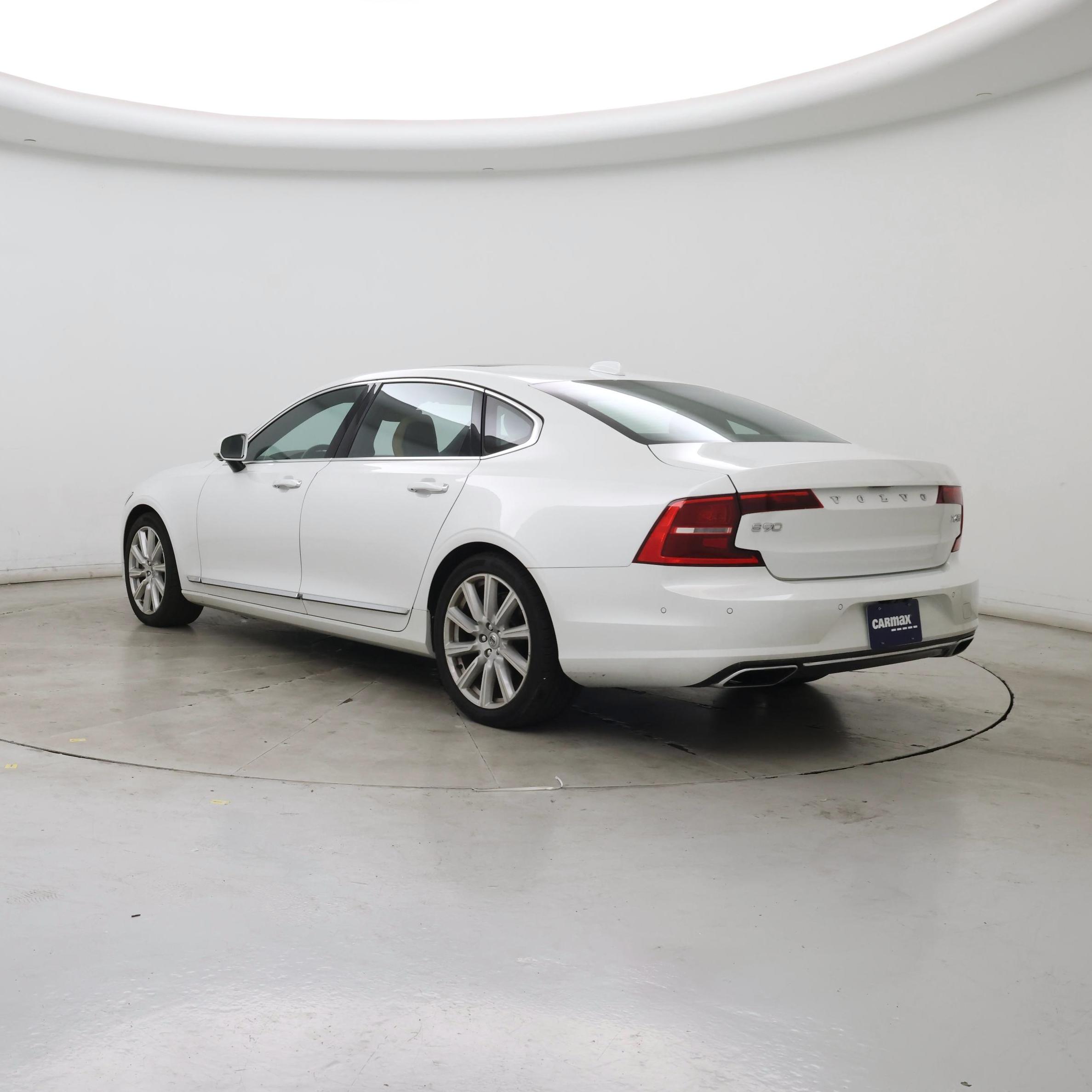 Thumbnail: 2018 Volvo S90 - 2