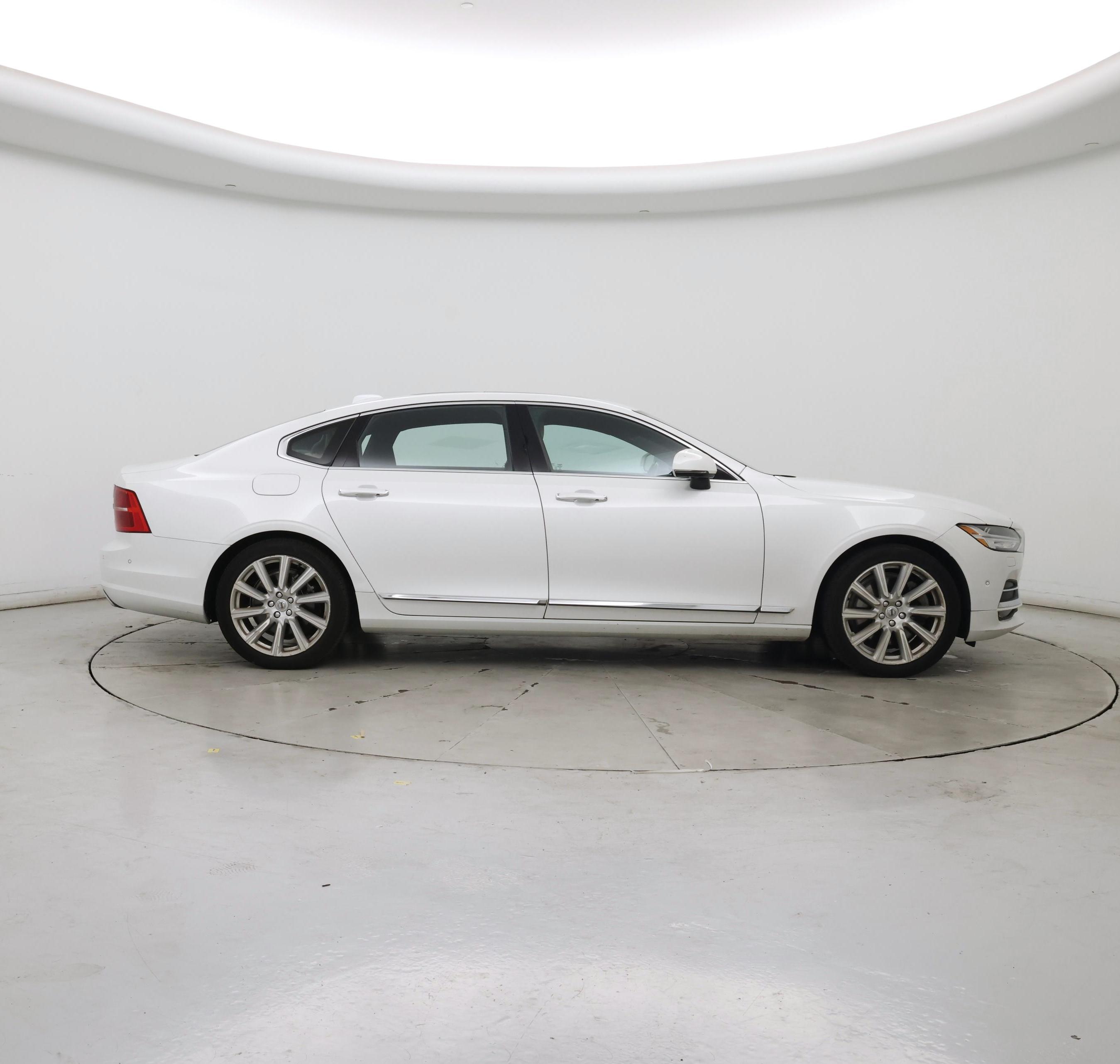 Thumbnail: 2018 Volvo S90 - 7
