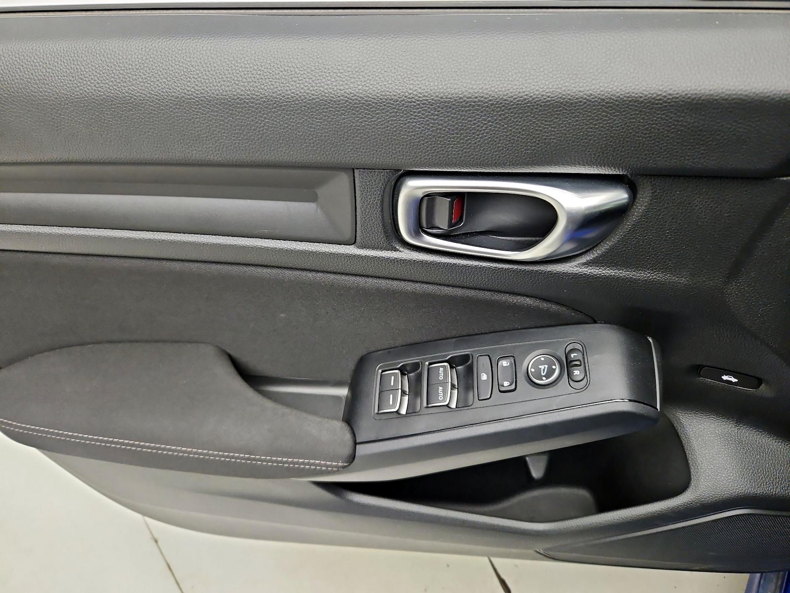 2024 Honda Civic Sport - Photo 13