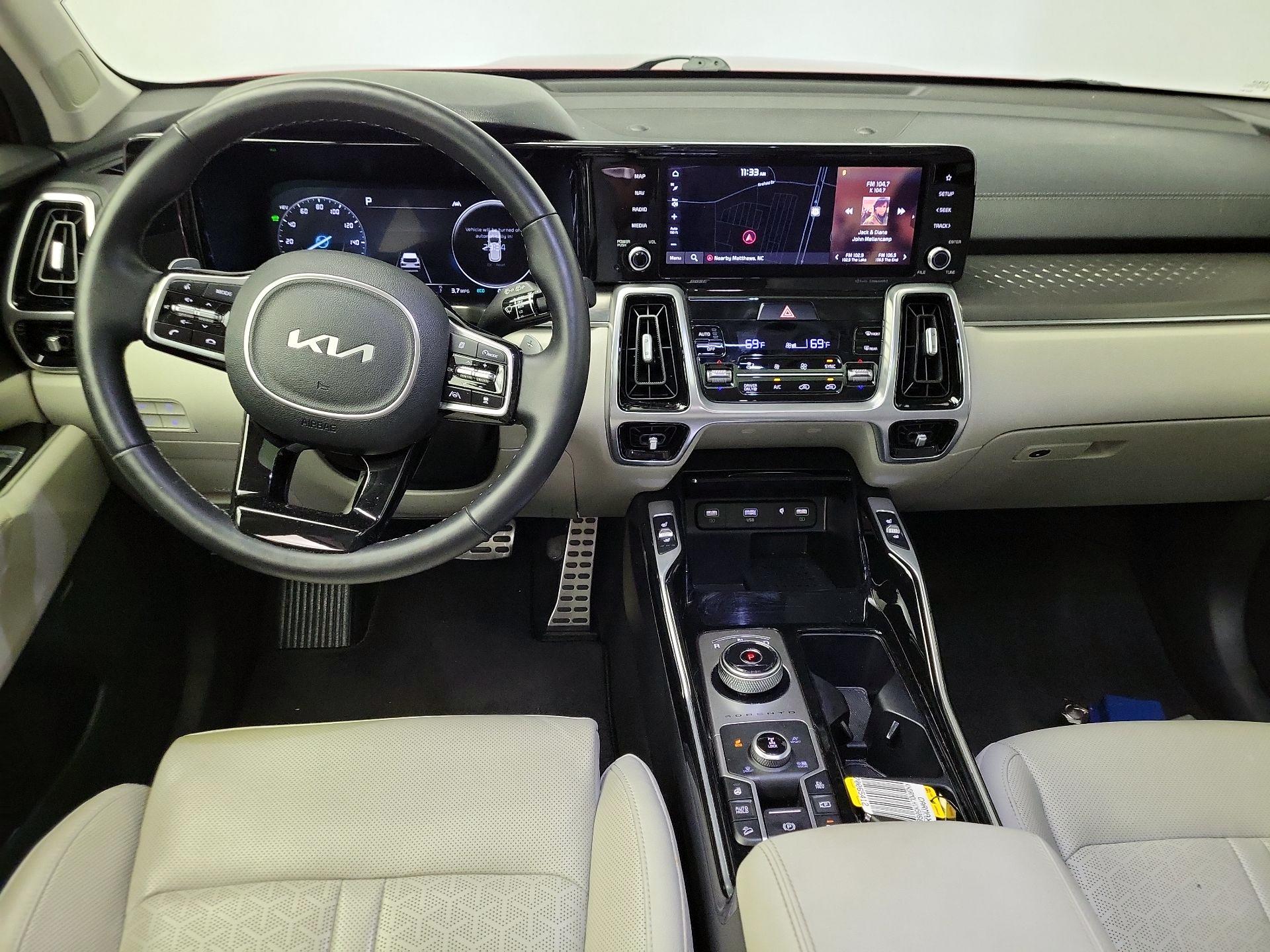 Thumbnail: 2022 Kia Sorento - 9