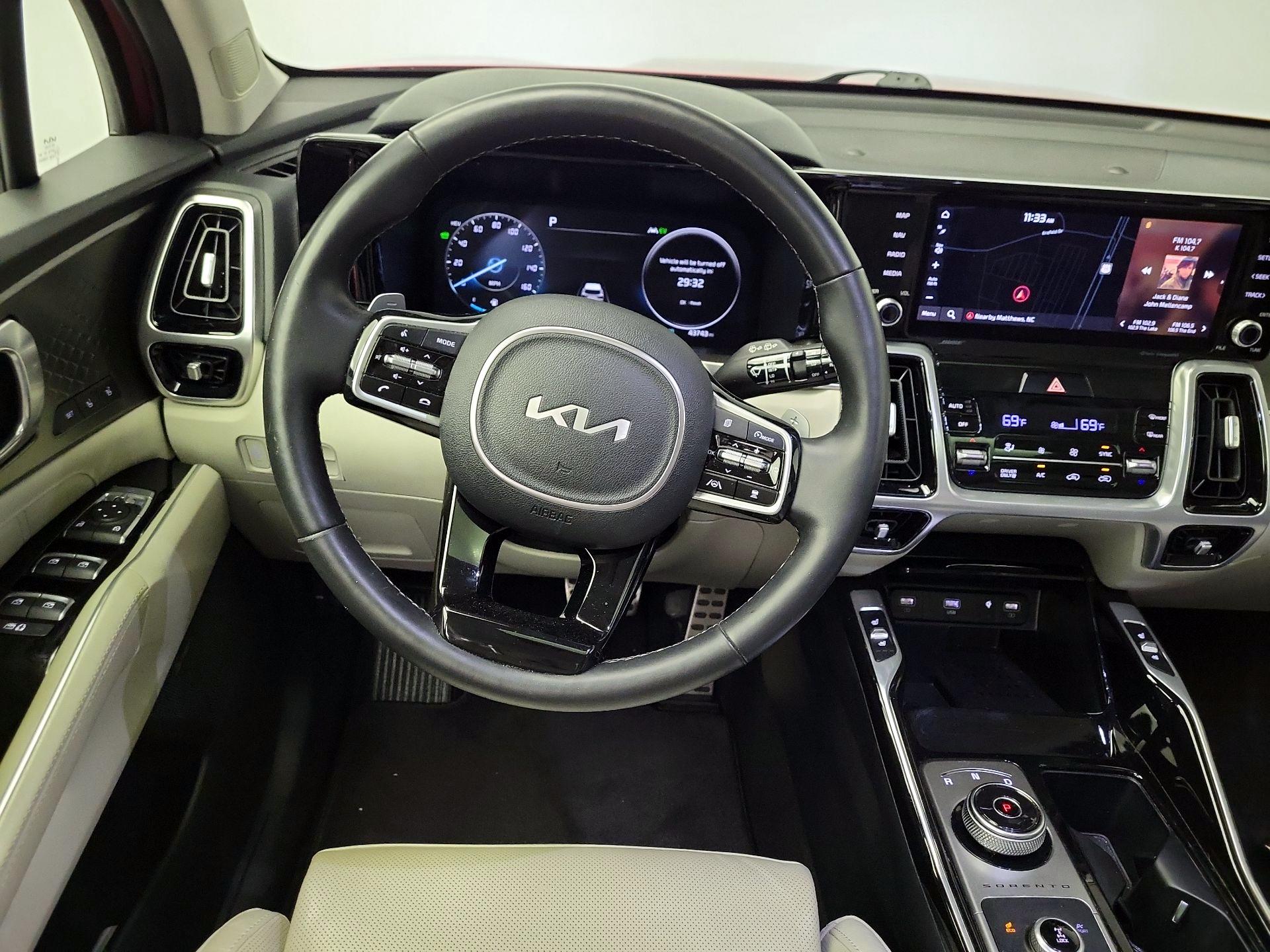 Thumbnail: 2022 Kia Sorento - 10