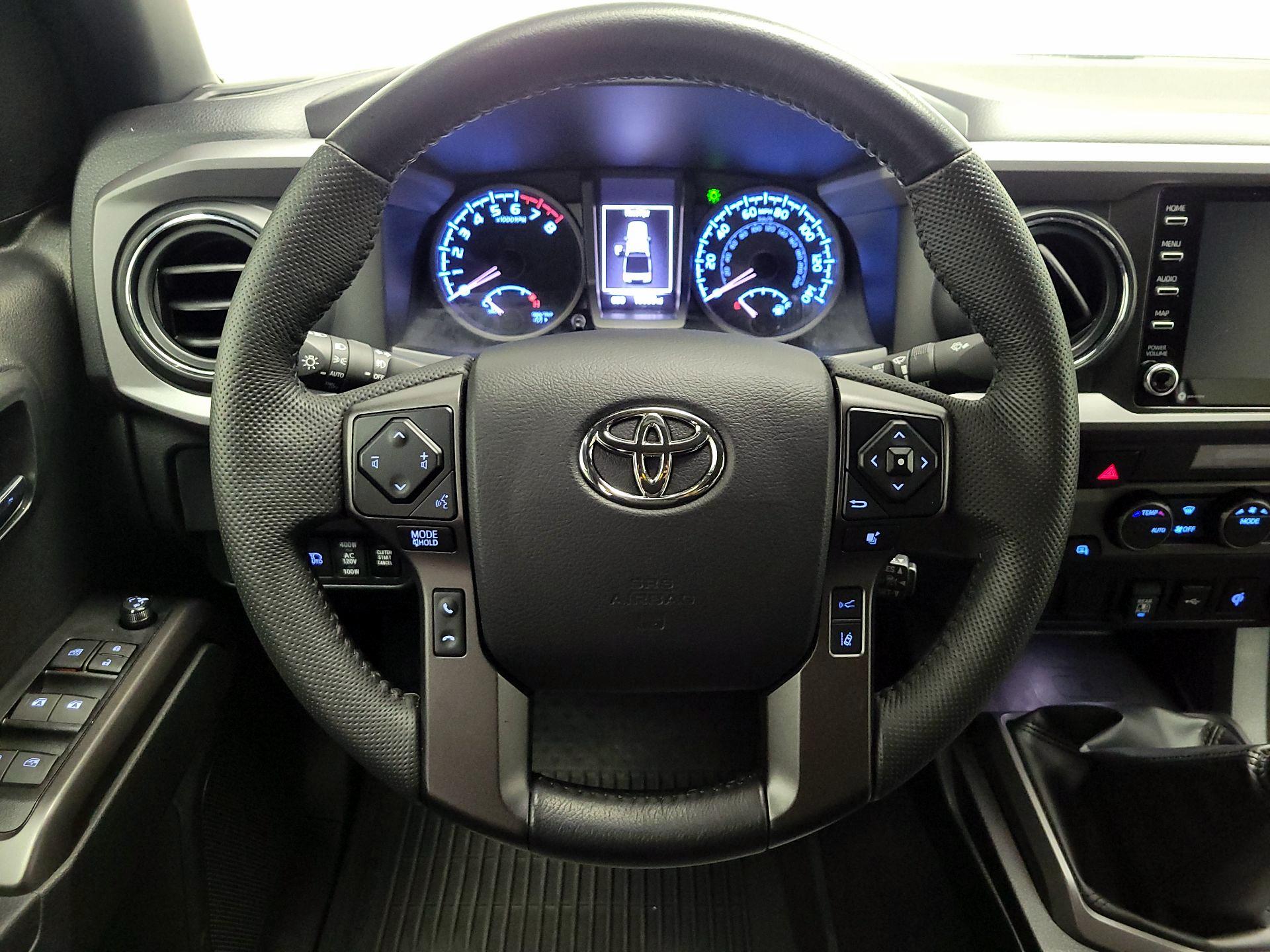 Thumbnail: 2022 Toyota Tacoma - 10