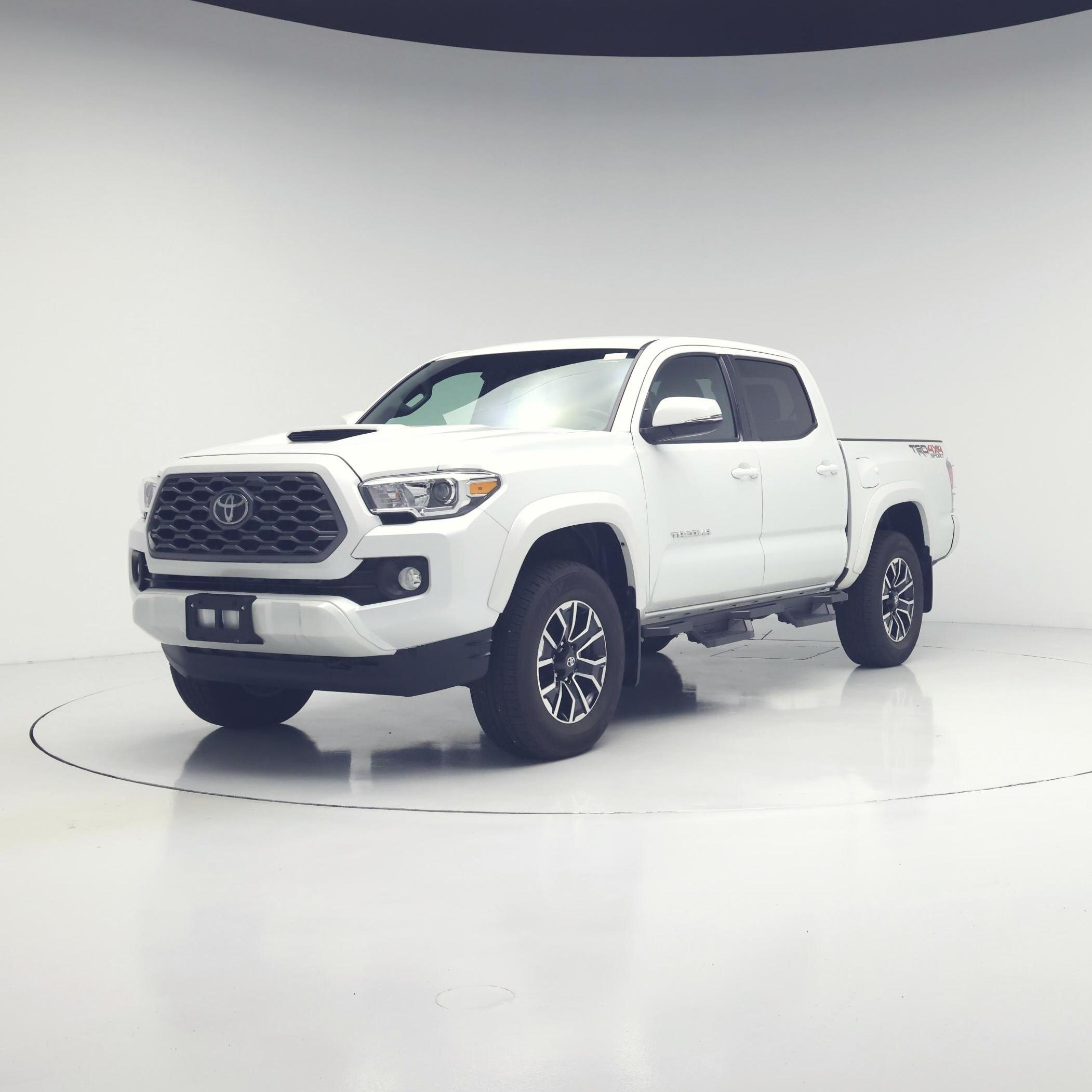 Thumbnail: 2022 Toyota Tacoma - 4