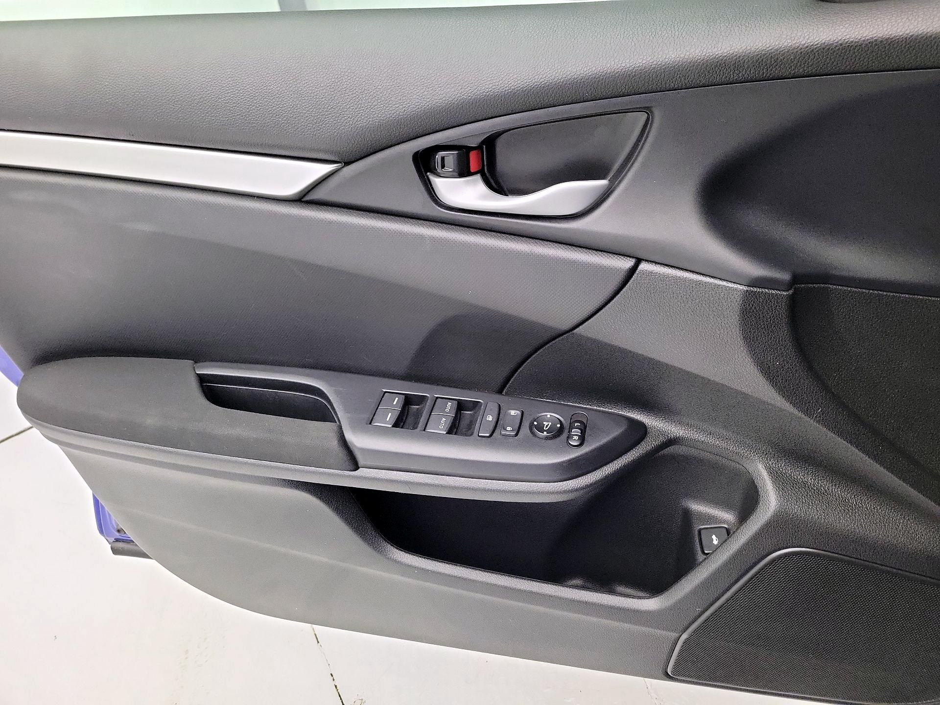 Thumbnail: 2020 Honda Civic - 12