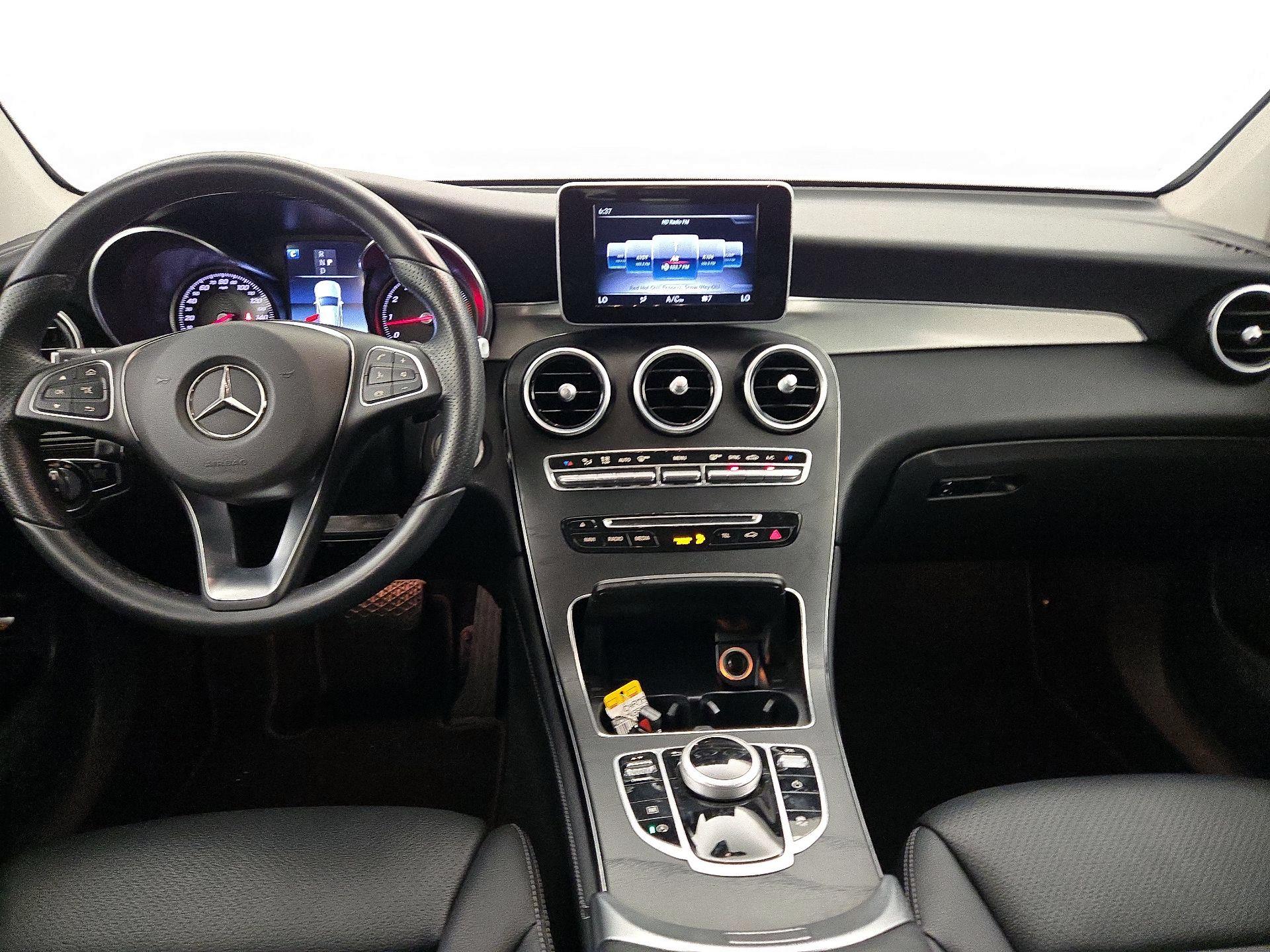 Thumbnail: 2019 Mercedes-Benz GLC - 9