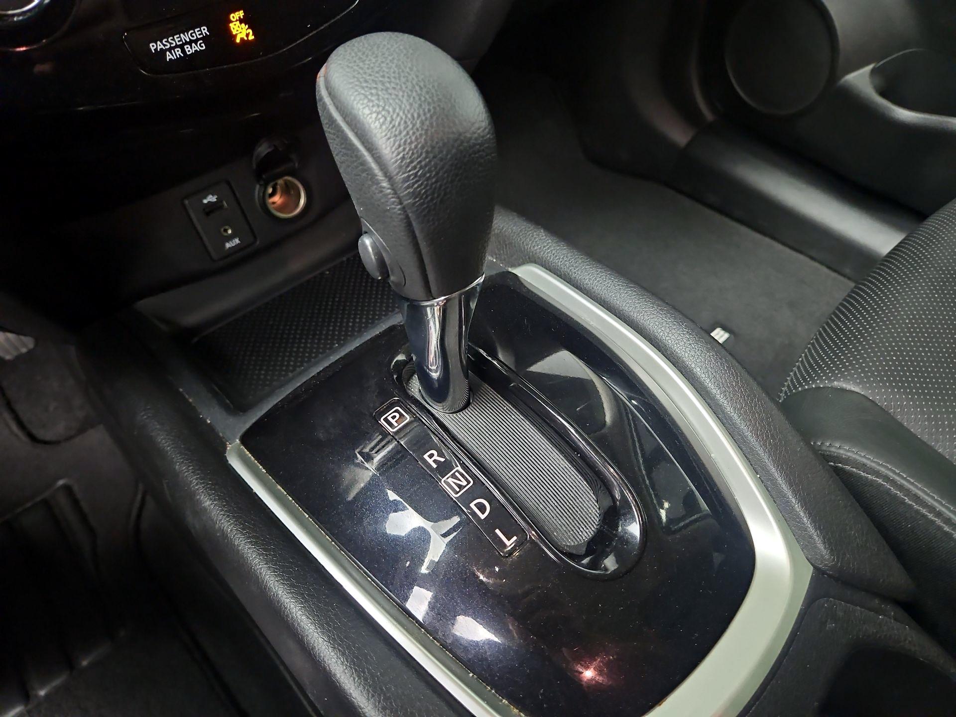Thumbnail: 2014 Nissan Rogue - 18
