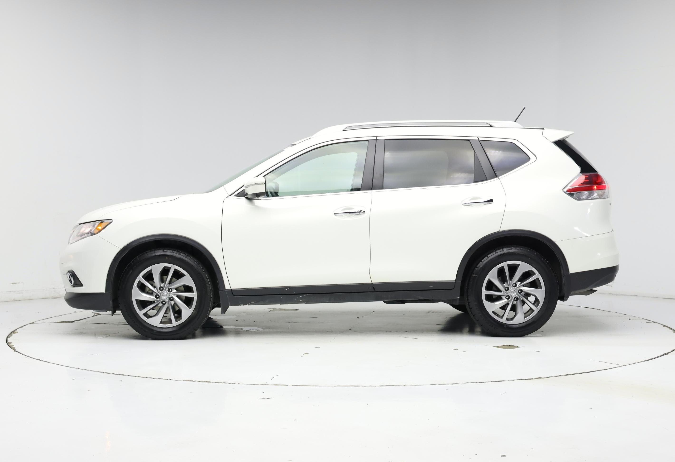 Thumbnail: 2014 Nissan Rogue - 3