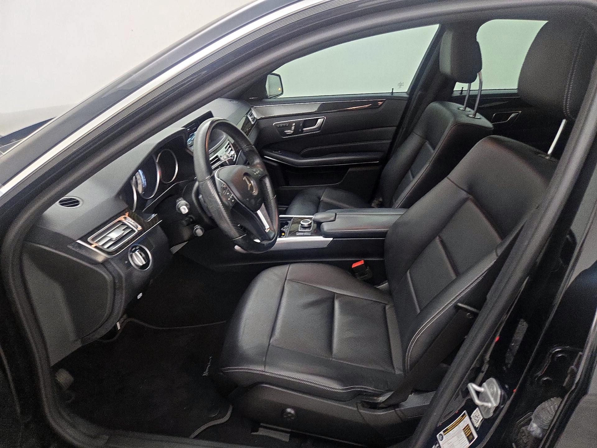 Thumbnail: 2016 Mercedes-Benz E-Class - 11