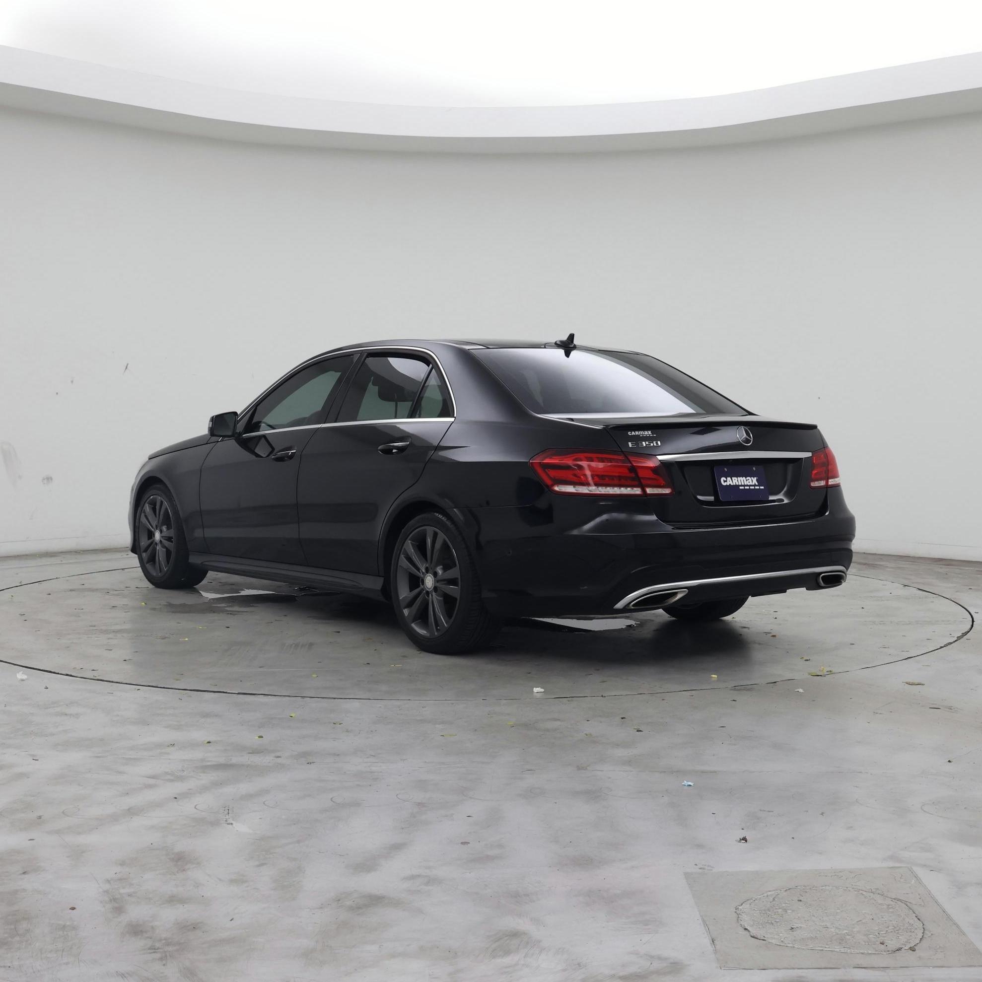 Thumbnail: 2016 Mercedes-Benz E-Class - 2