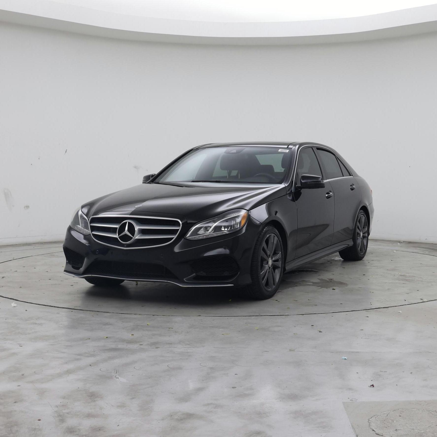 Thumbnail: 2016 Mercedes-Benz E-Class - 4