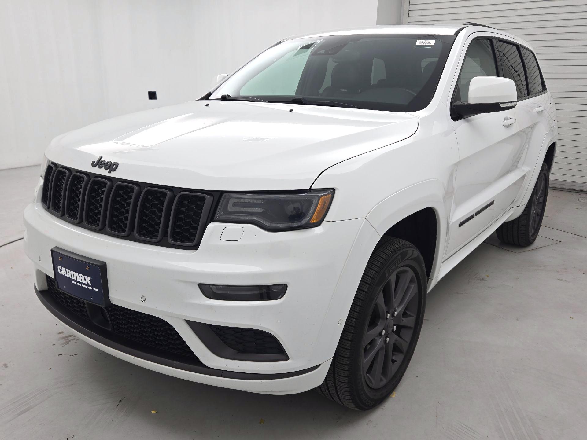Thumbnail: 2019 Jeep Grand Cherokee - 3