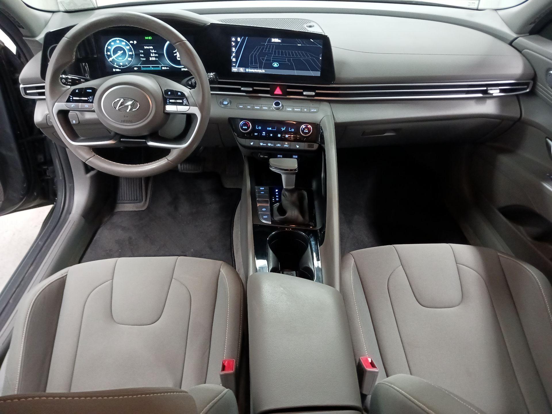 Thumbnail: 2023 Hyundai Elantra - 9