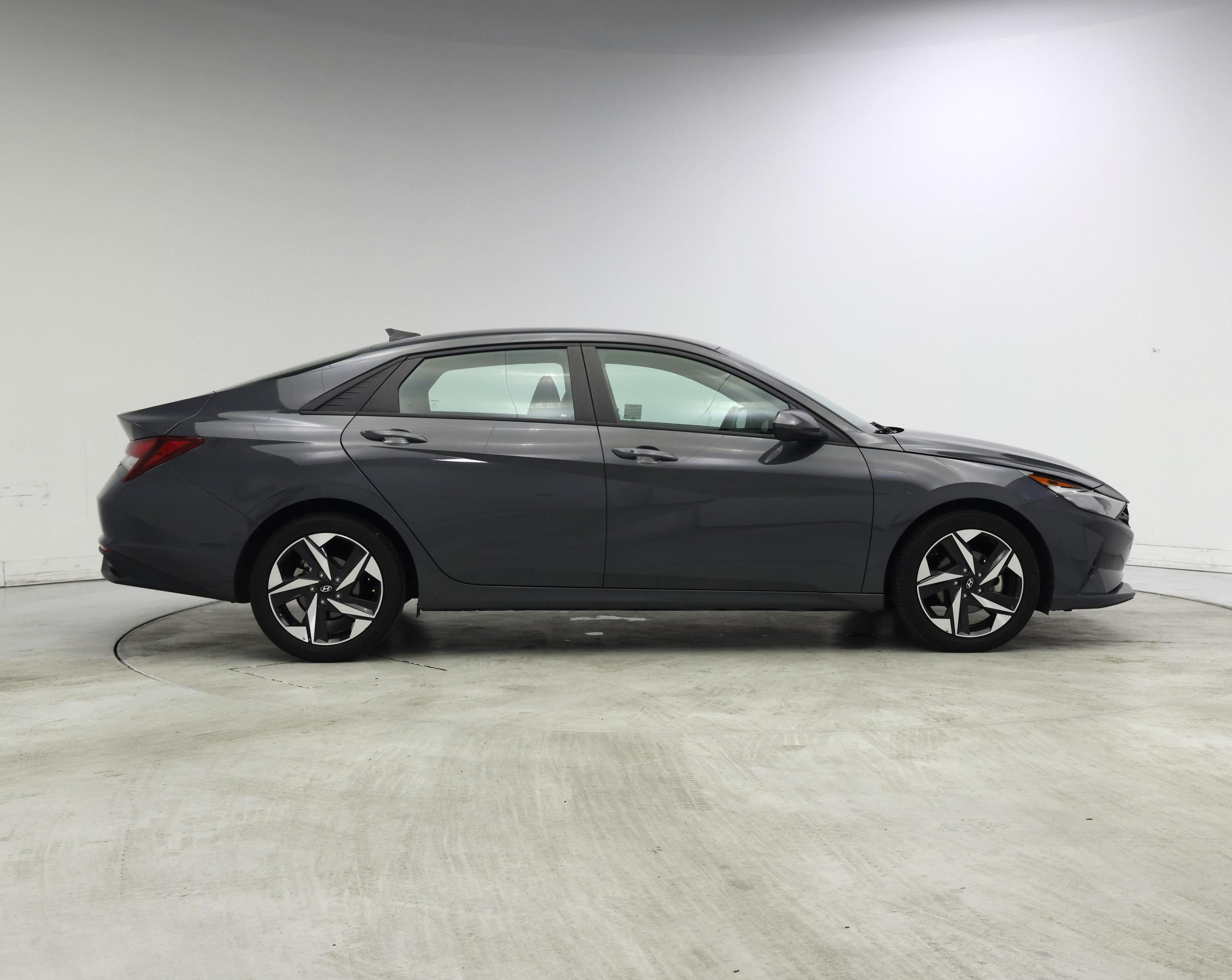 Thumbnail: 2023 Hyundai Elantra - 7