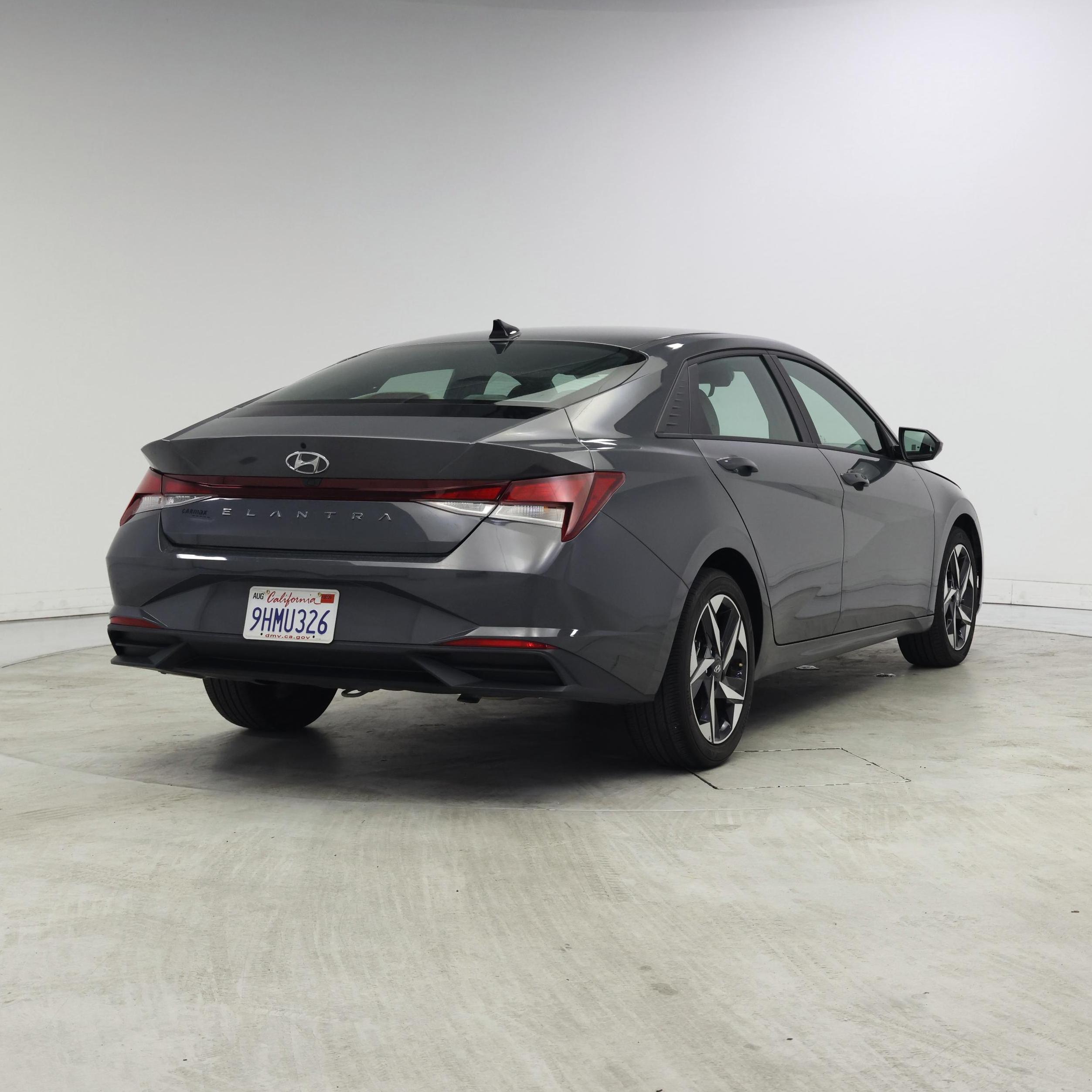 Thumbnail: 2023 Hyundai Elantra - 8