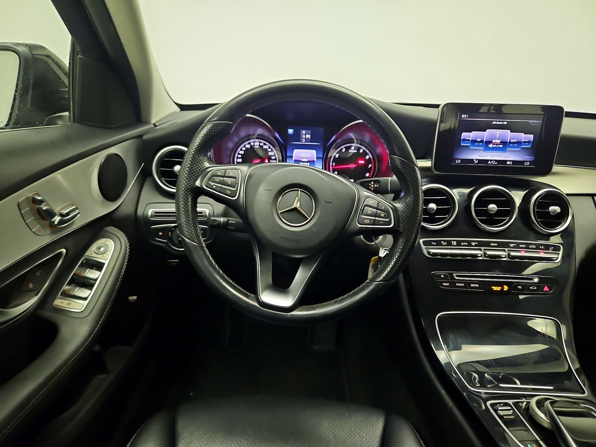 Thumbnail: 2016 Mercedes-Benz C-Class - 10