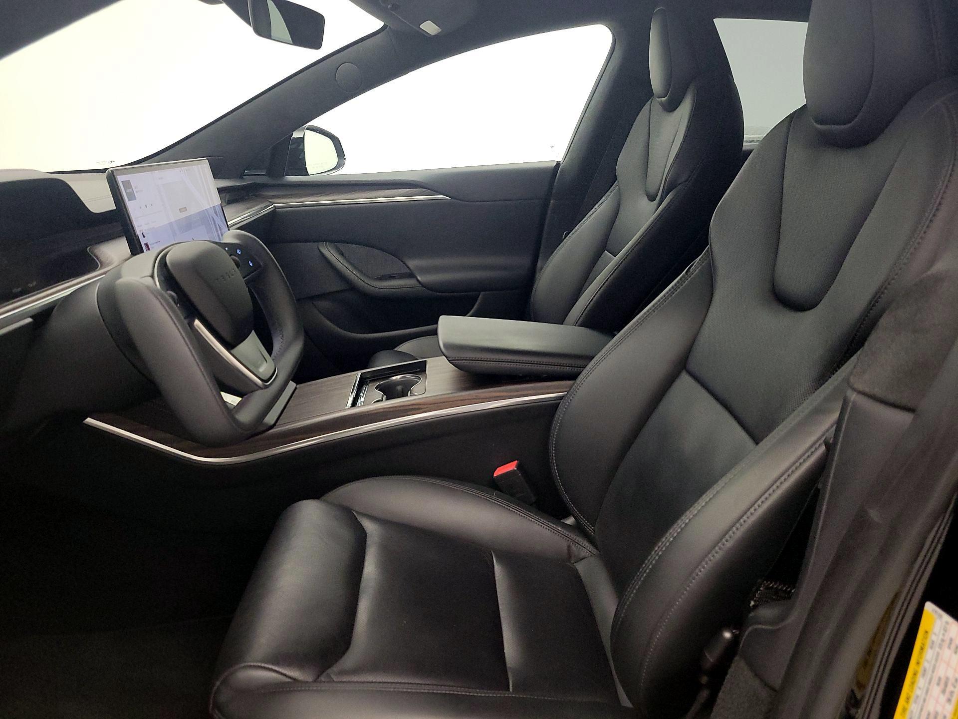 Thumbnail: 2022 Tesla Model S - 11