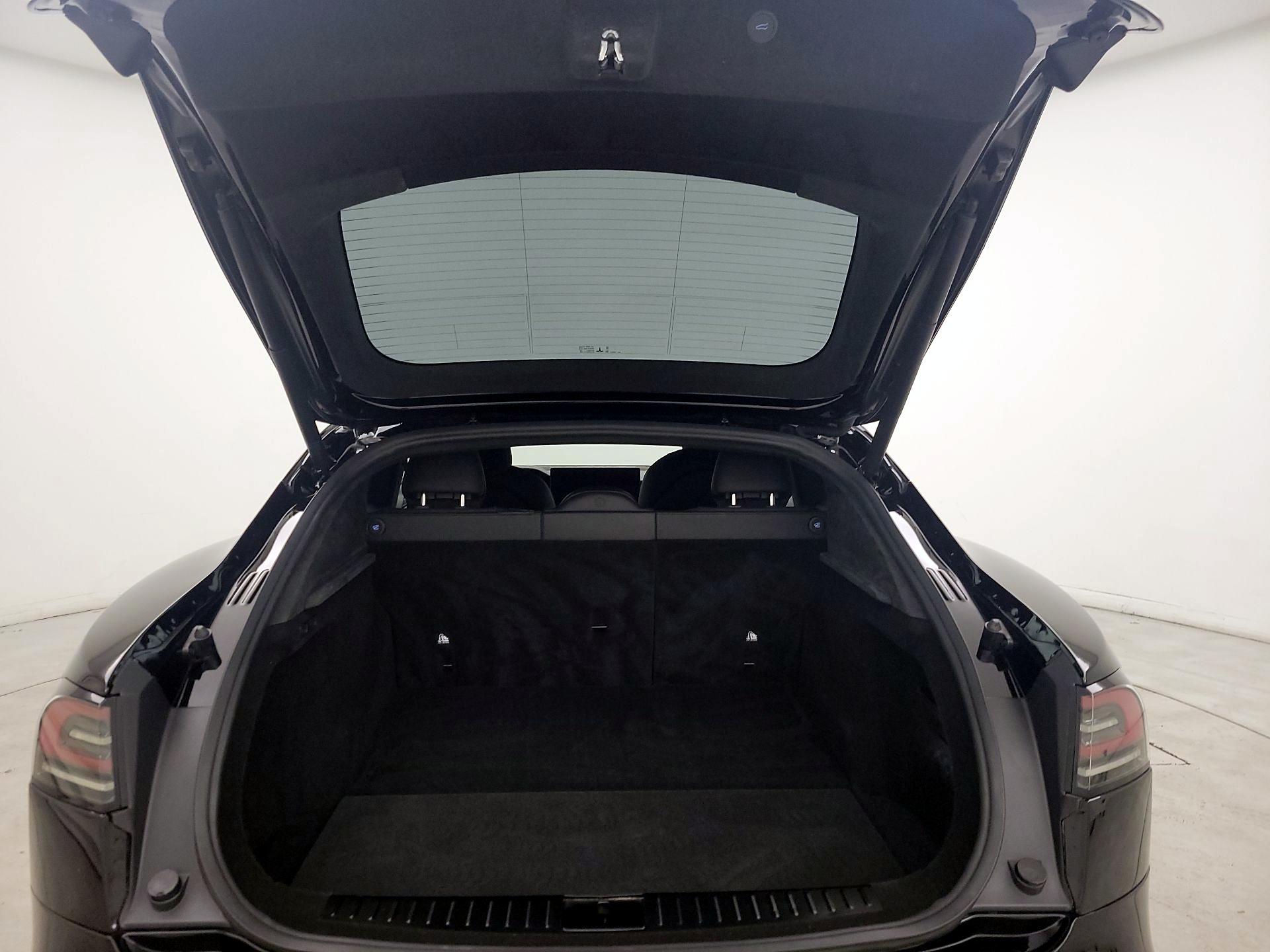 Thumbnail: 2022 Tesla Model S - 19