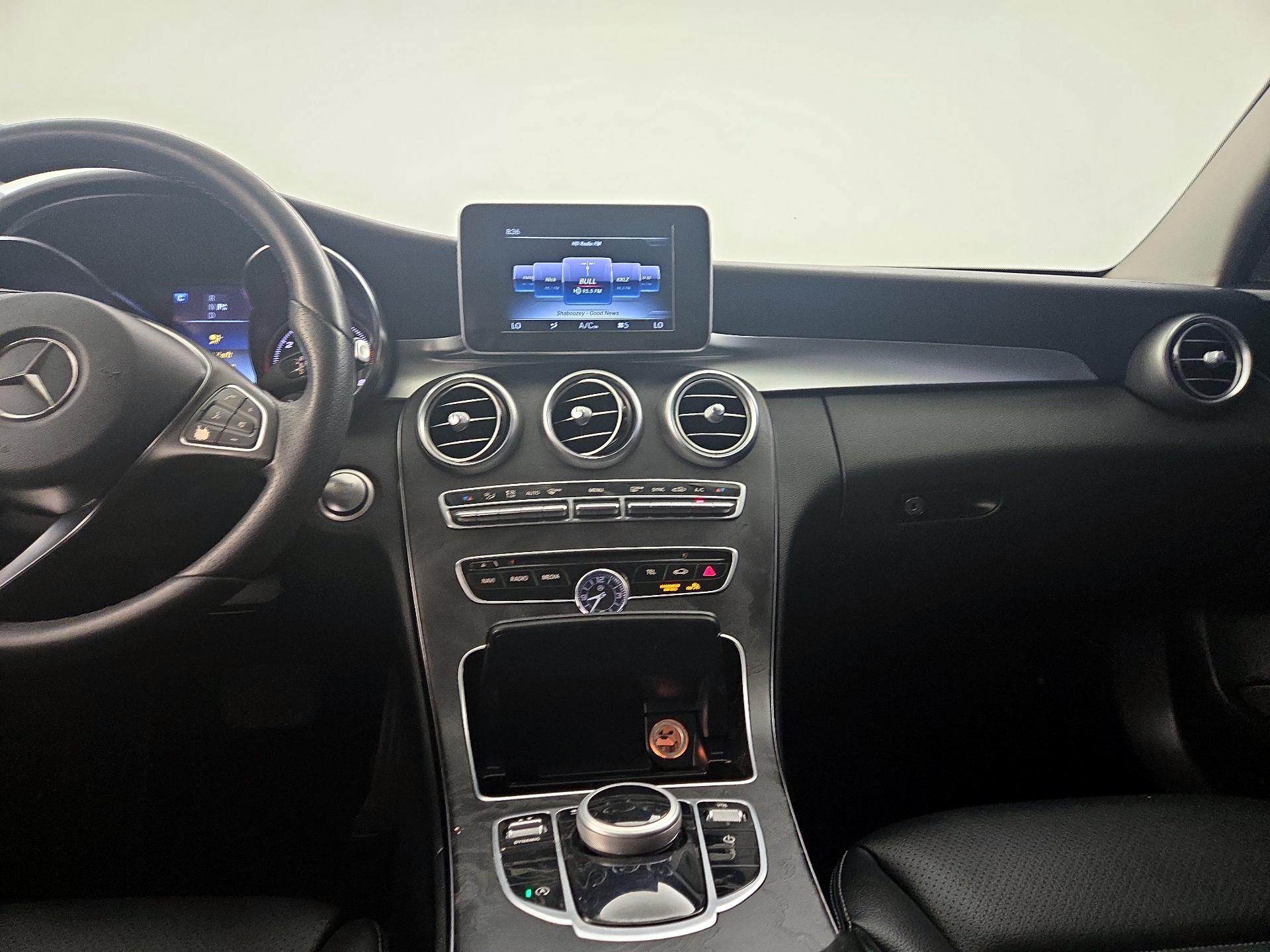 Thumbnail: 2017 Mercedes-Benz C-Class - 9
