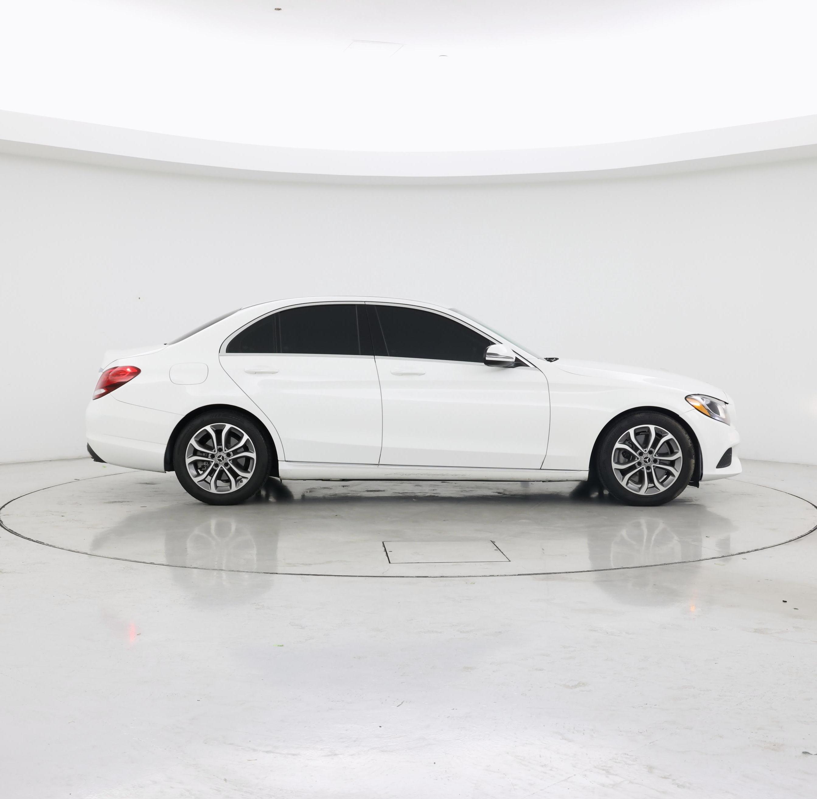 Thumbnail: 2017 Mercedes-Benz C-Class - 7