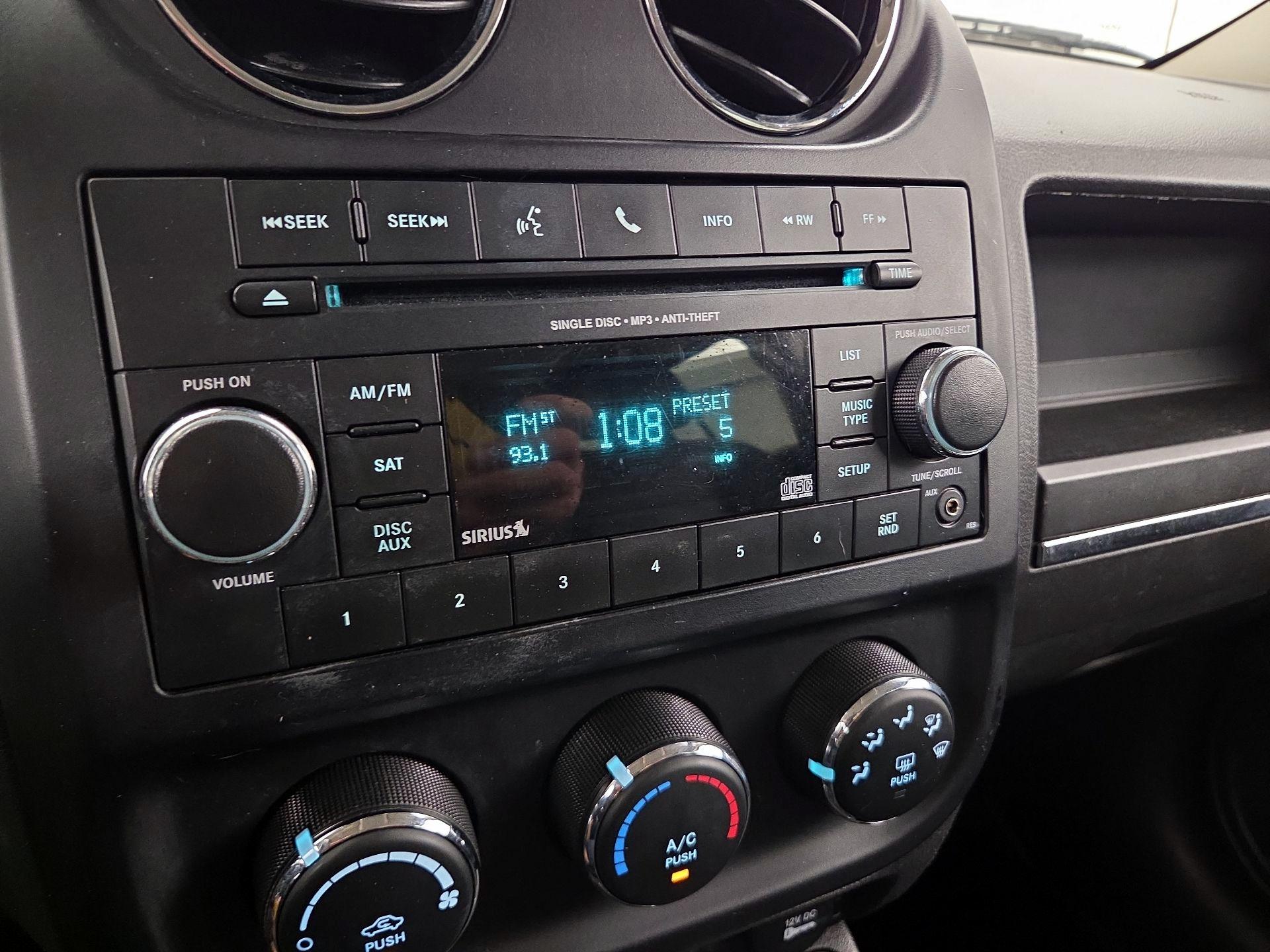 Thumbnail: 2014 Jeep Patriot - 13