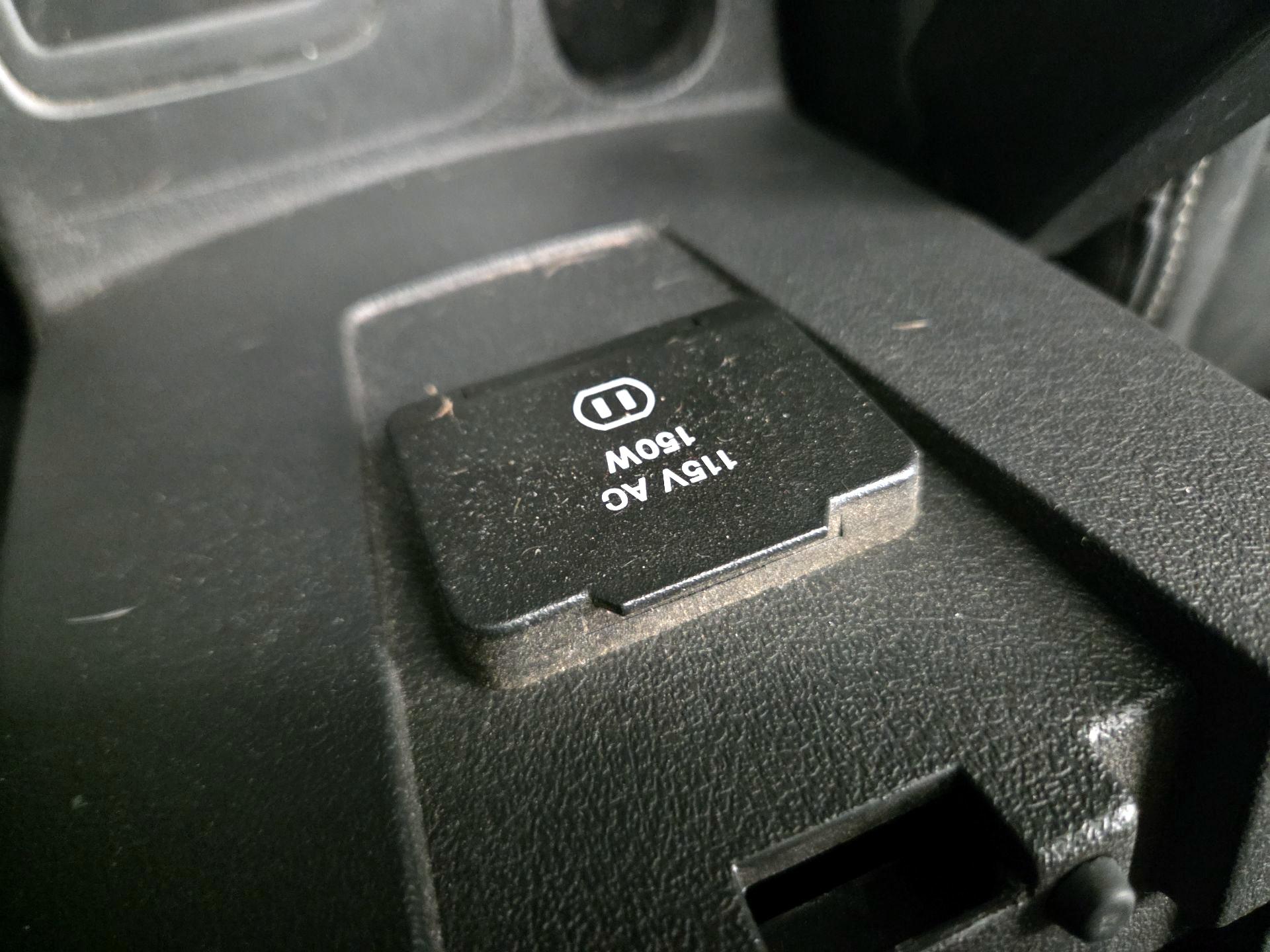 Thumbnail: 2014 Jeep Patriot - 16