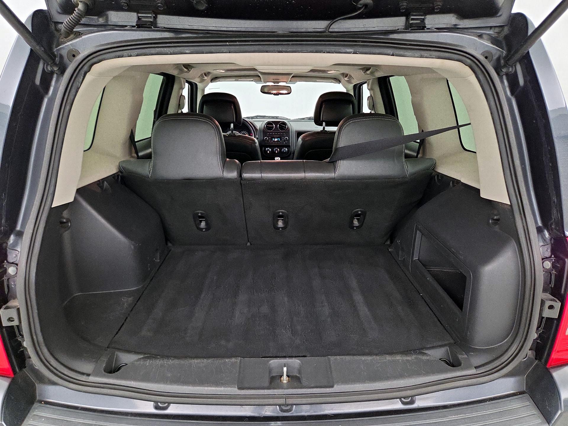 Thumbnail: 2014 Jeep Patriot - 18