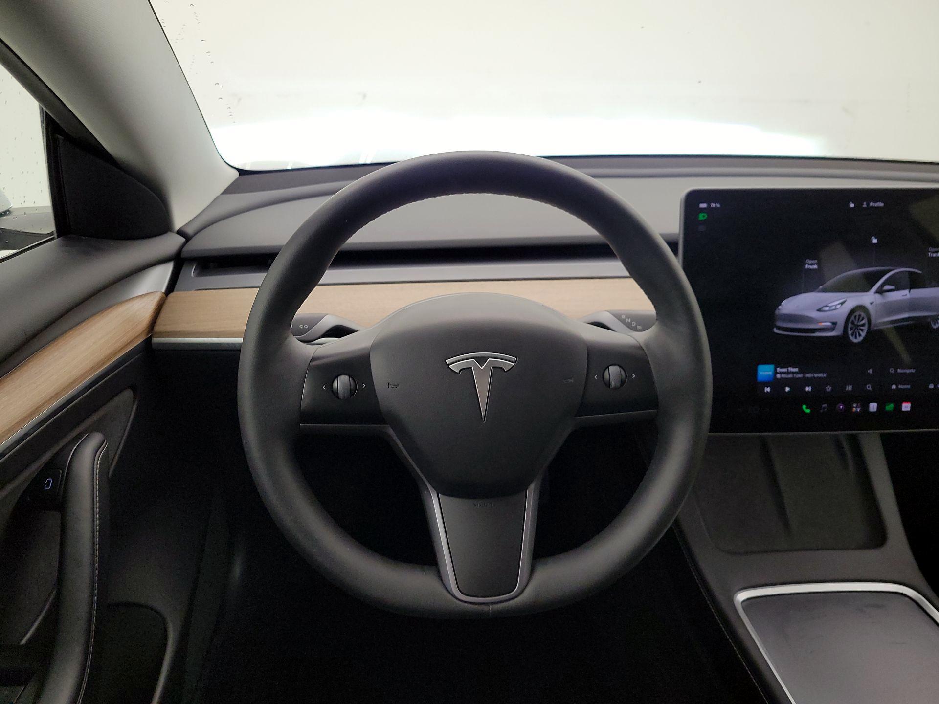 Thumbnail: 2022 Tesla Model 3 - 10