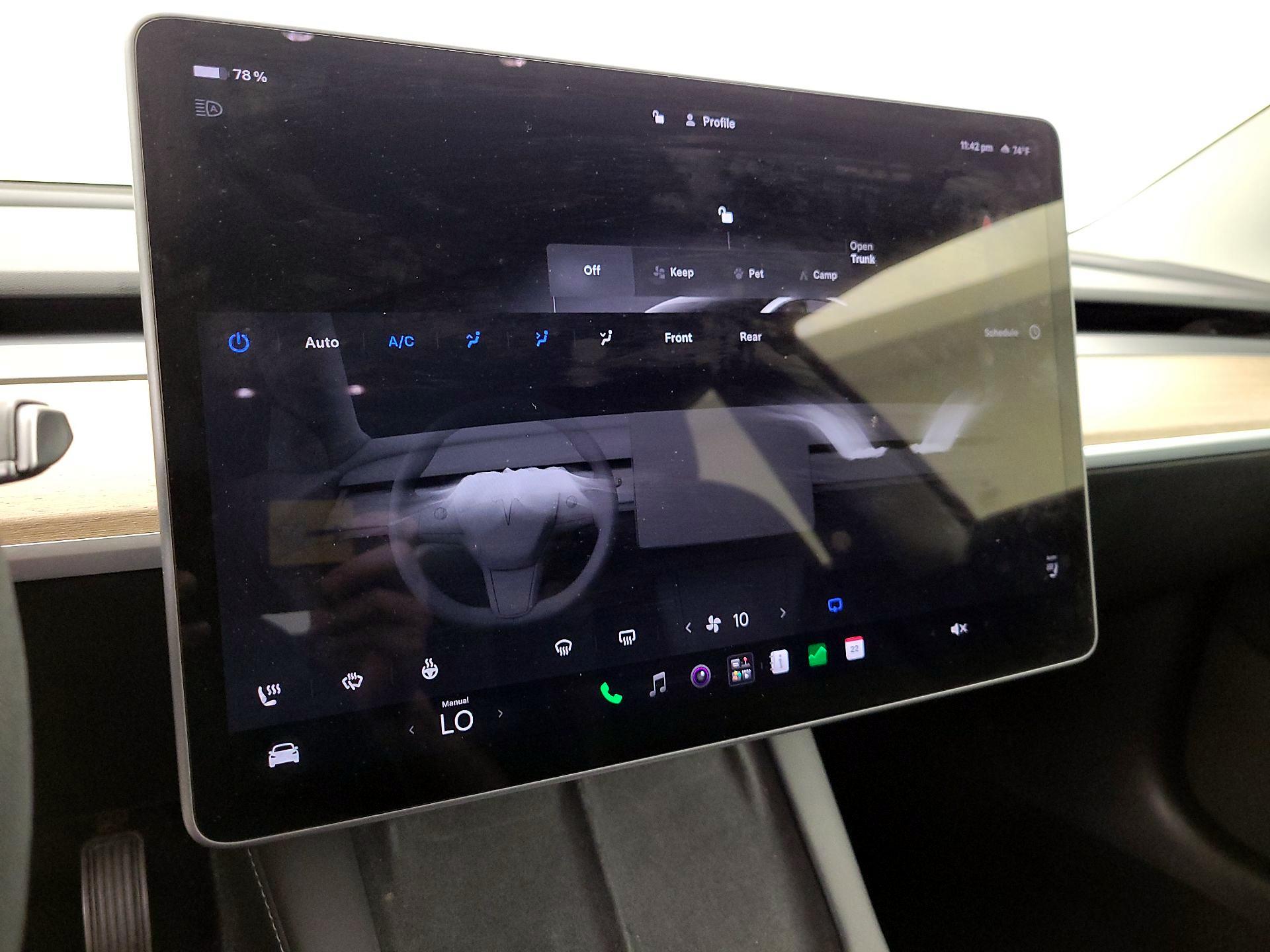 Thumbnail: 2022 Tesla Model 3 - 15