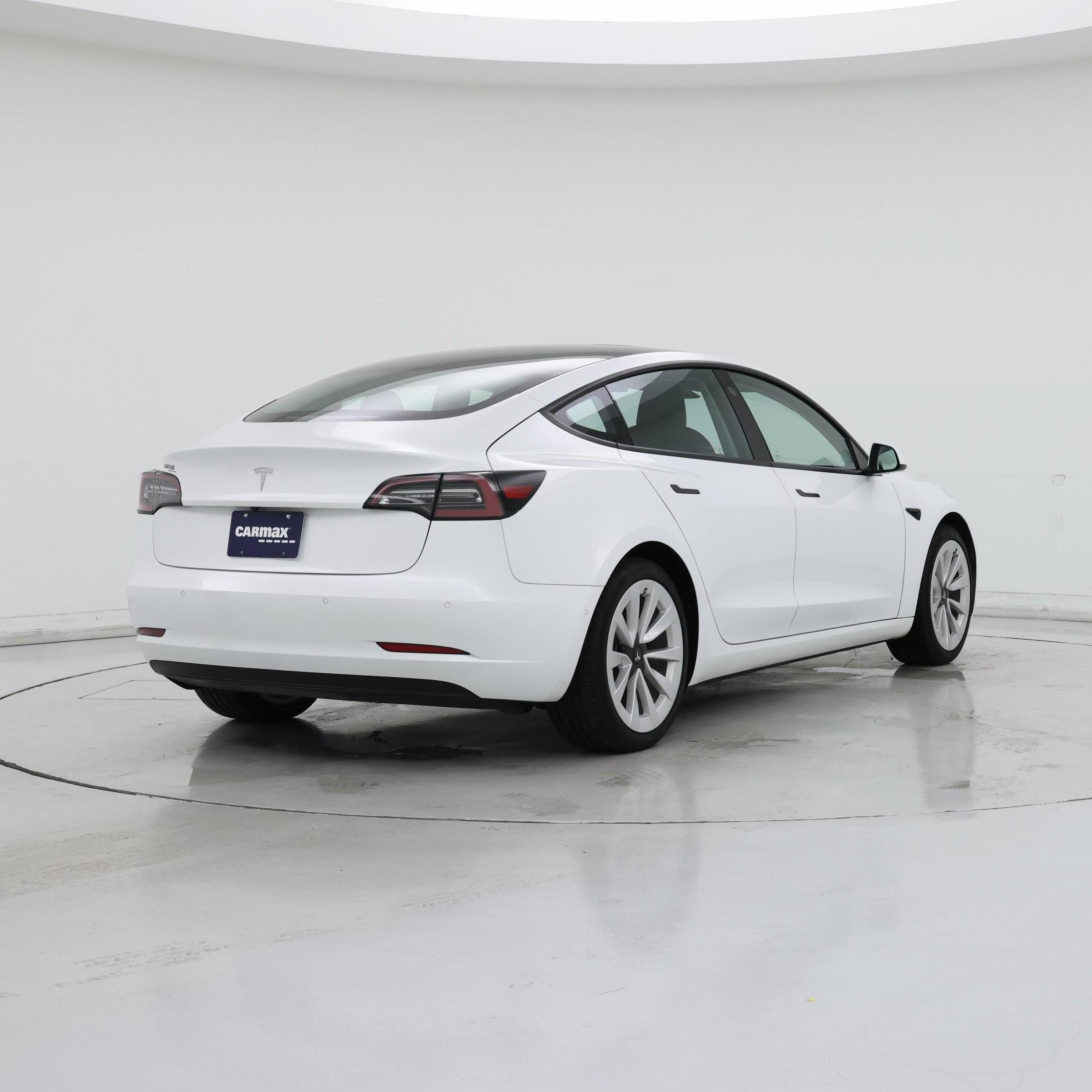 Thumbnail: 2022 Tesla Model 3 - 8