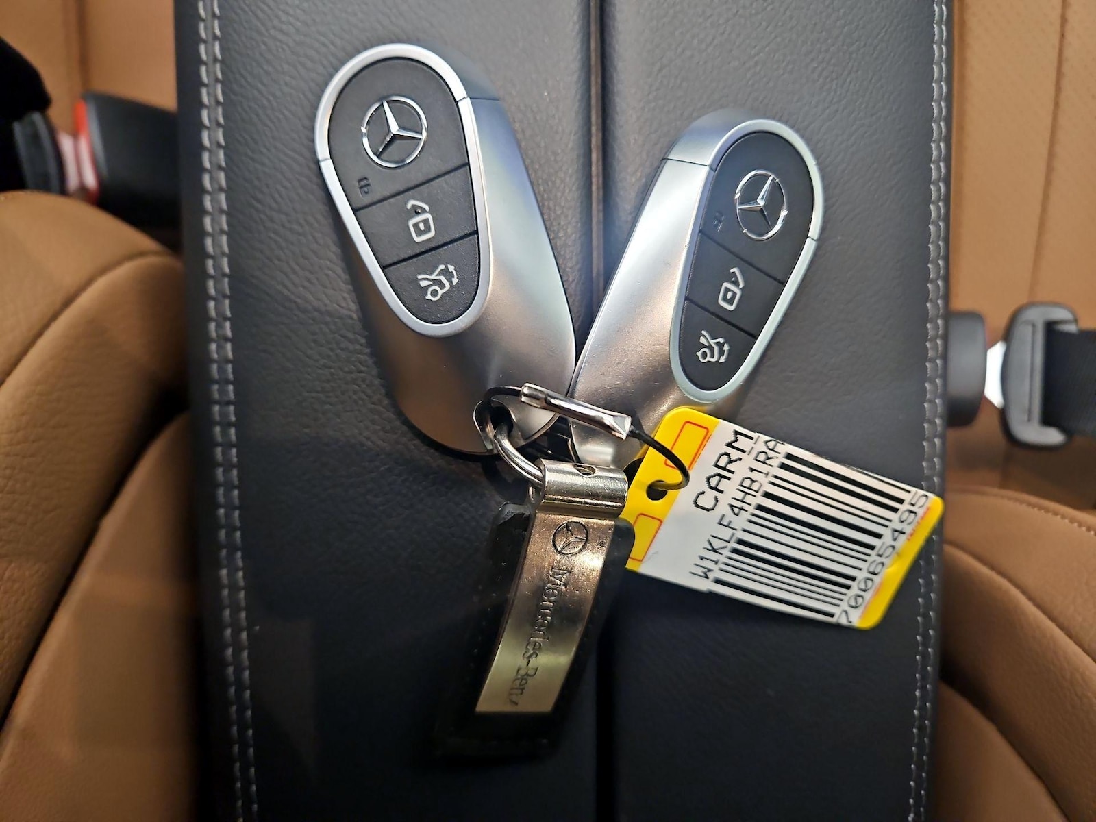 2024 Mercedes-Benz E-Class E350 - Photo 25