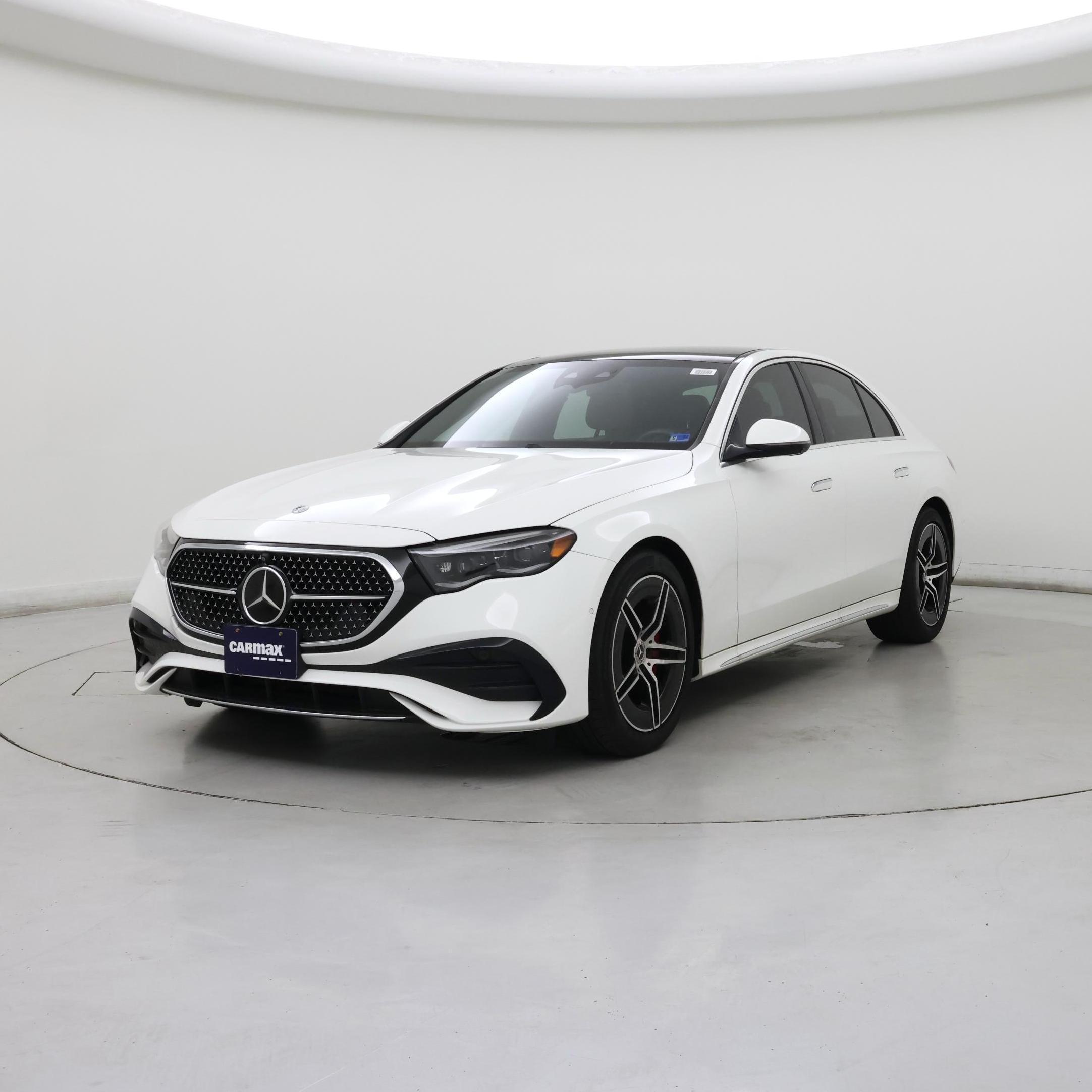 Thumbnail: 2024 Mercedes-Benz E-Class - 4