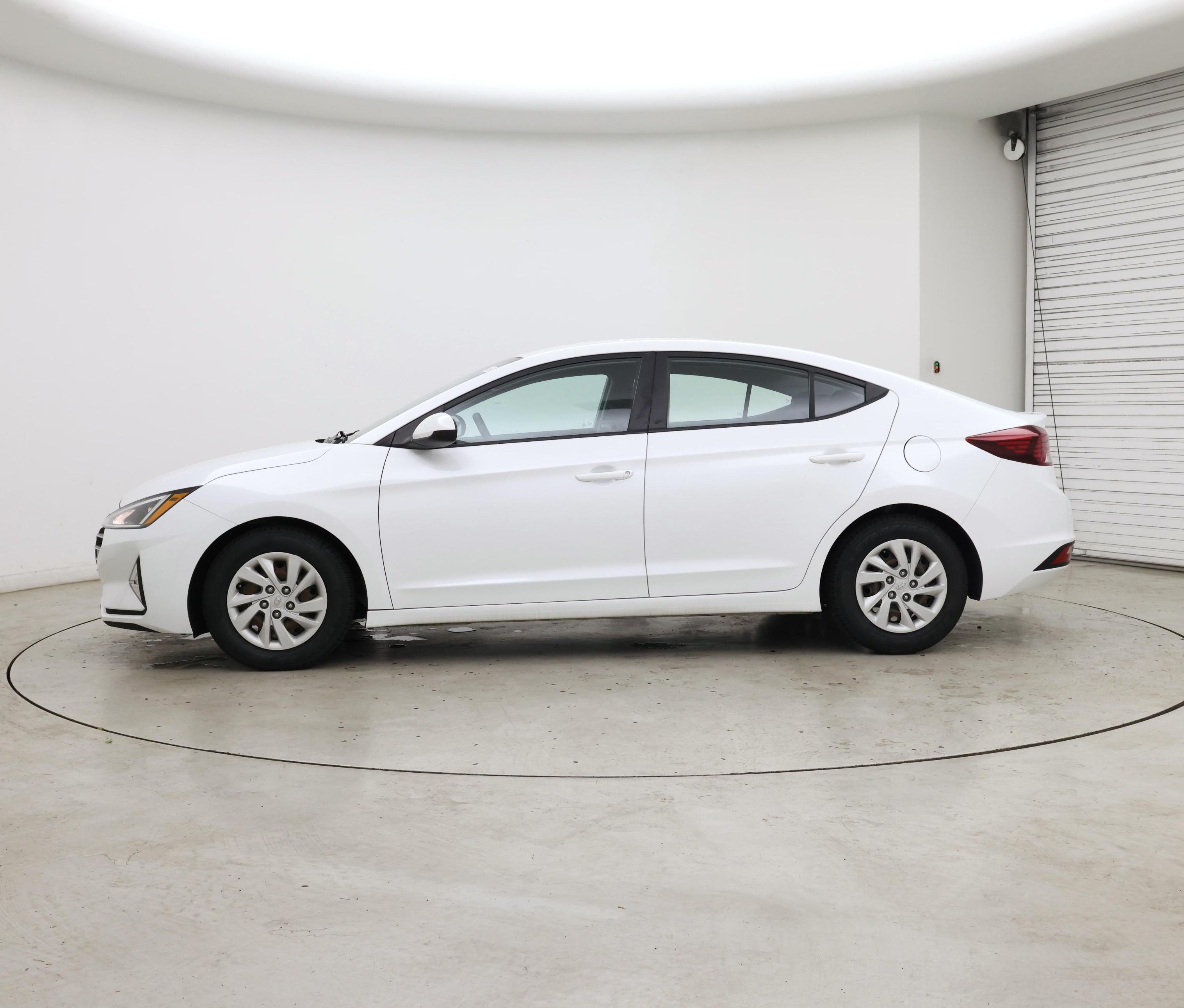 Thumbnail: 2020 Hyundai Elantra - 3