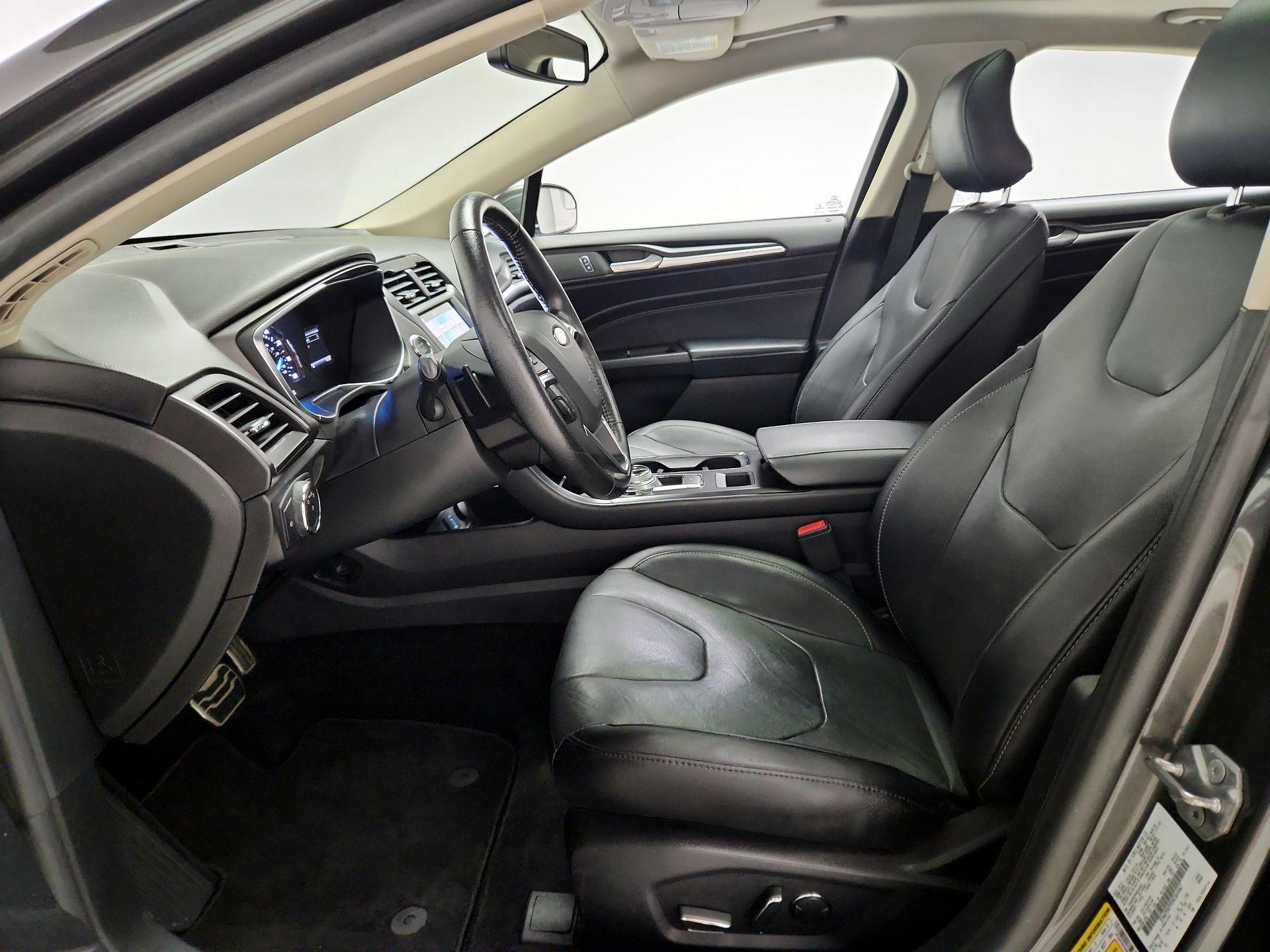 Thumbnail: 2017 Ford Fusion - 11