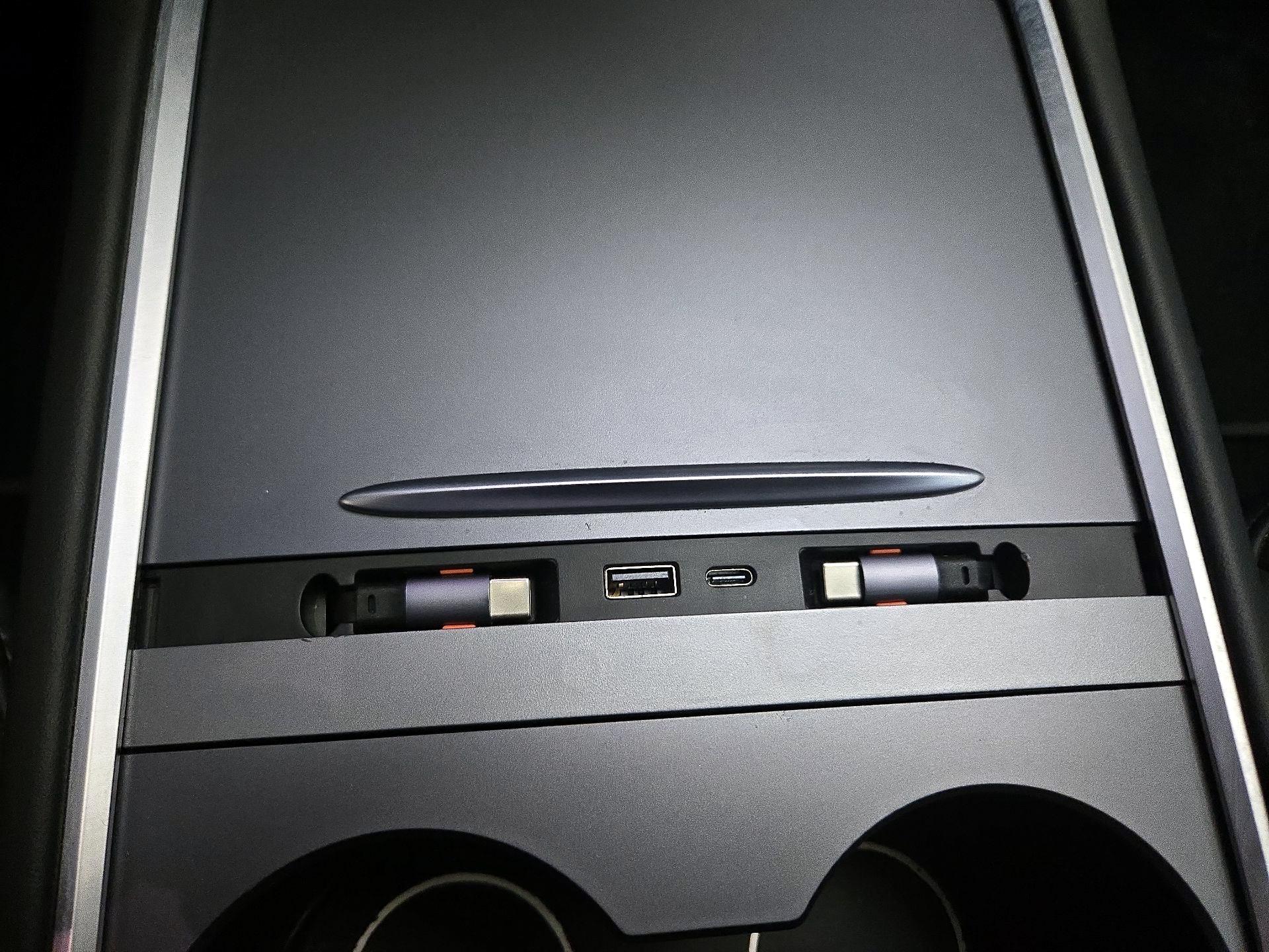 Thumbnail: 2023 Tesla Model 3 - 18