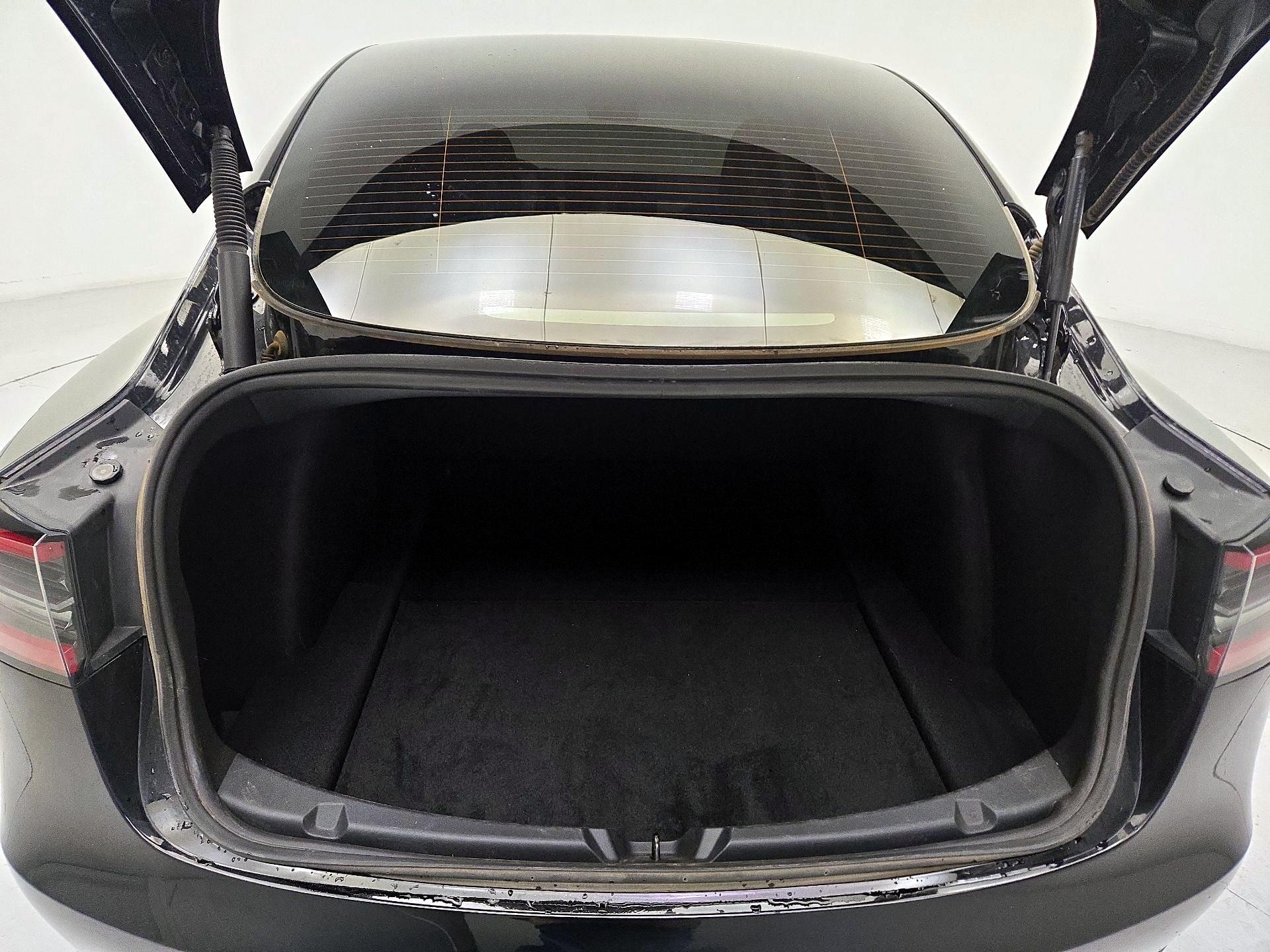 Thumbnail: 2023 Tesla Model 3 - 20