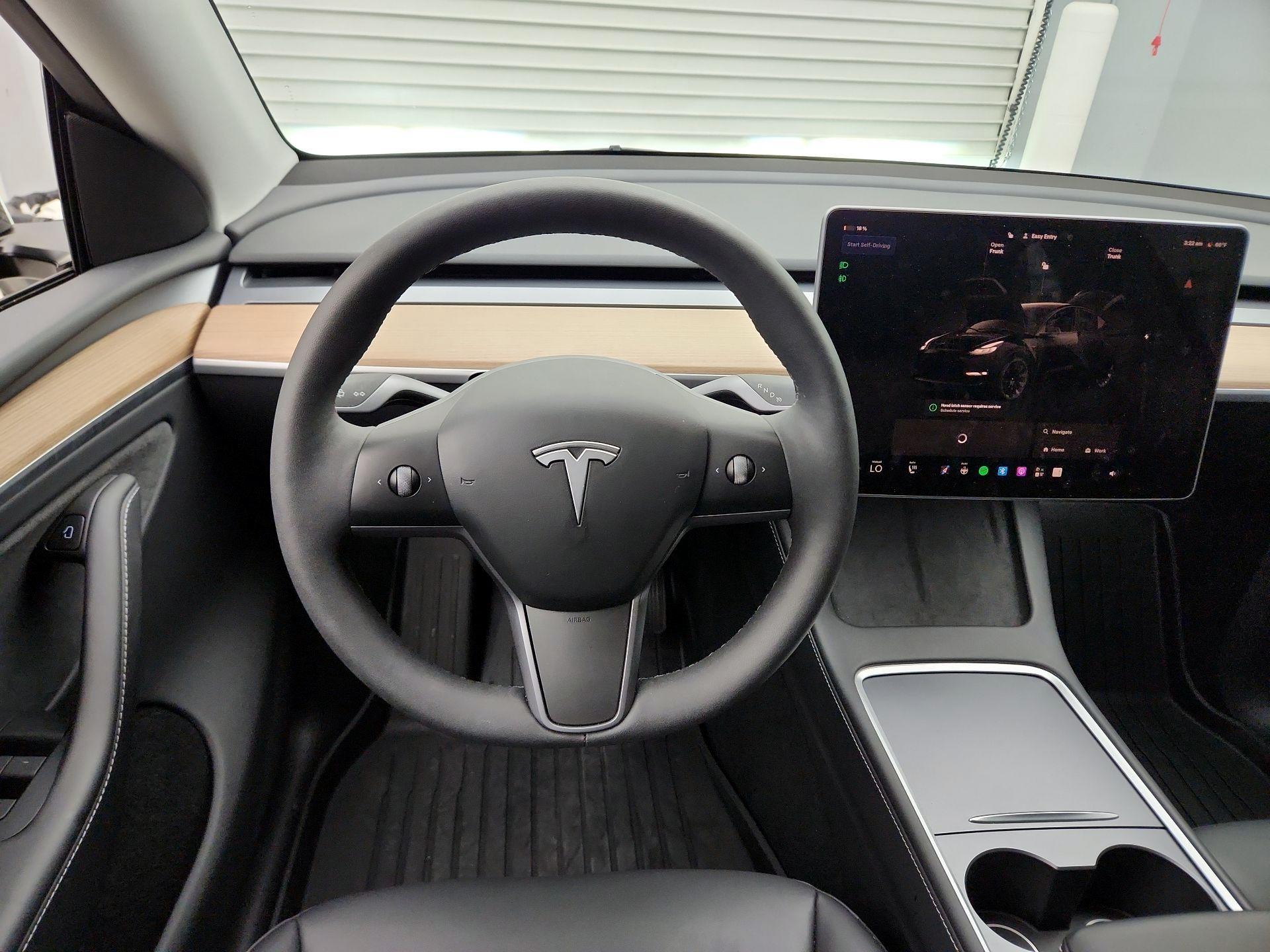 Thumbnail: 2023 Tesla Model Y - 10