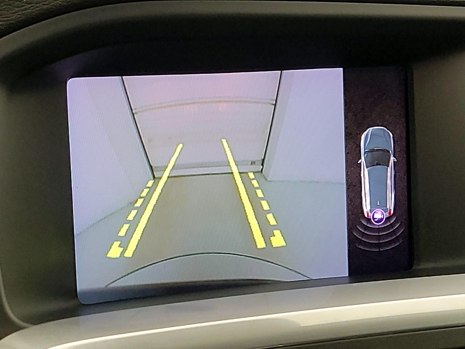 2018 Volvo V60 Dynamic - Photo 16