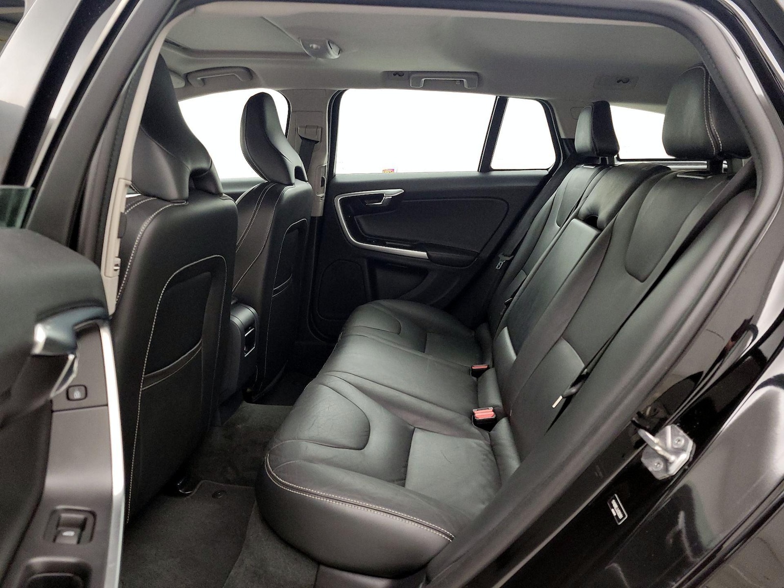 2018 Volvo V60 Dynamic - Photo 22
