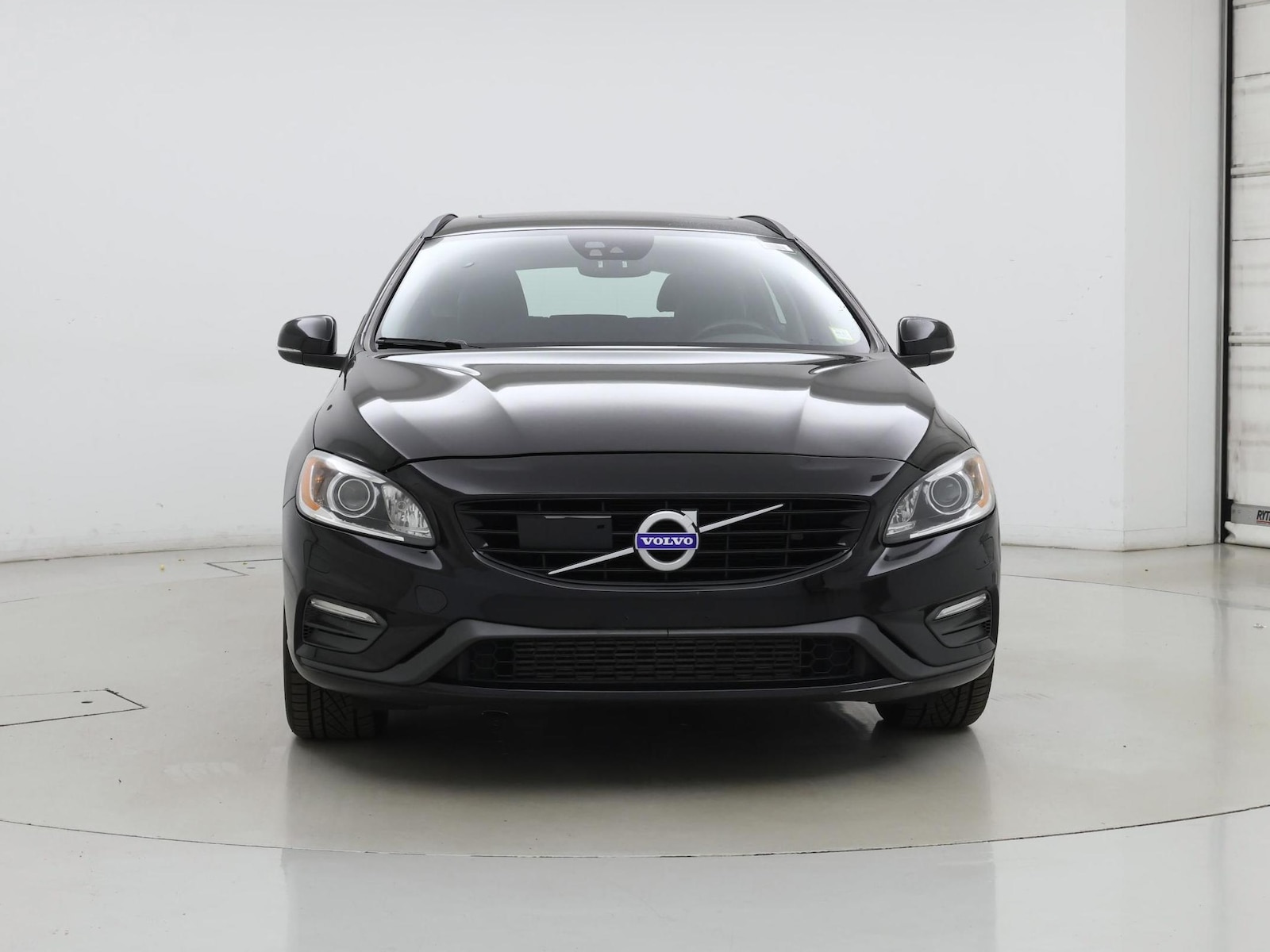 2018 Volvo V60 Dynamic - Photo 6