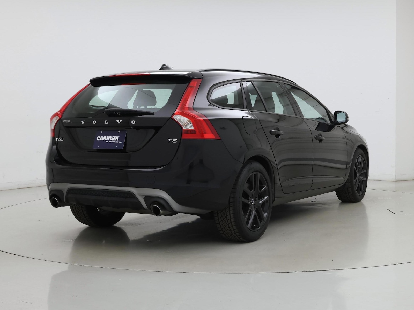 2018 Volvo V60 Dynamic - Photo 9