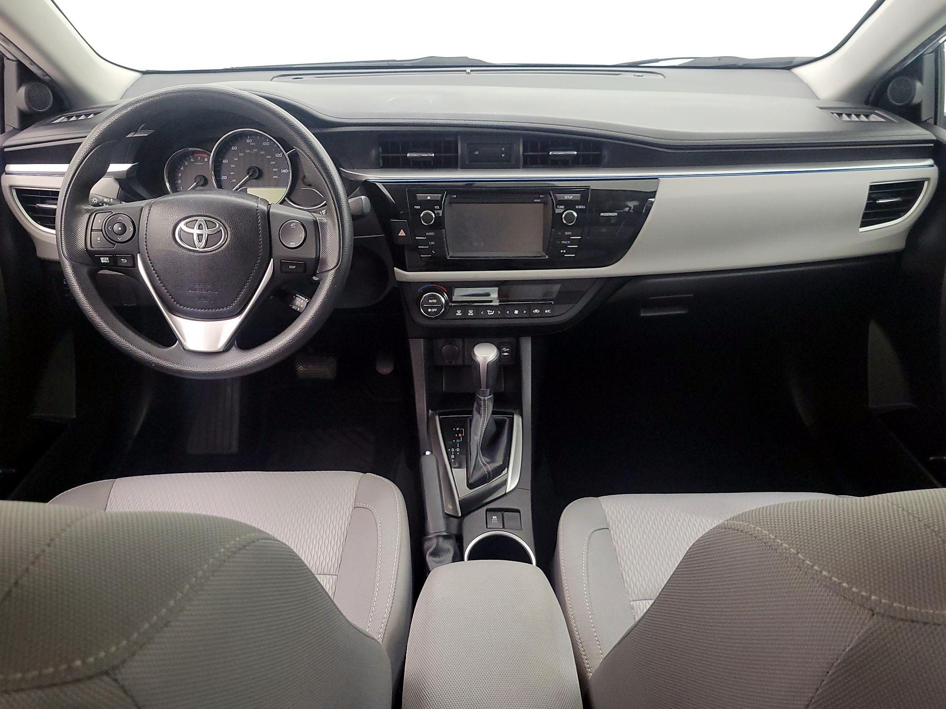 Thumbnail: 2015 Toyota Corolla - 9