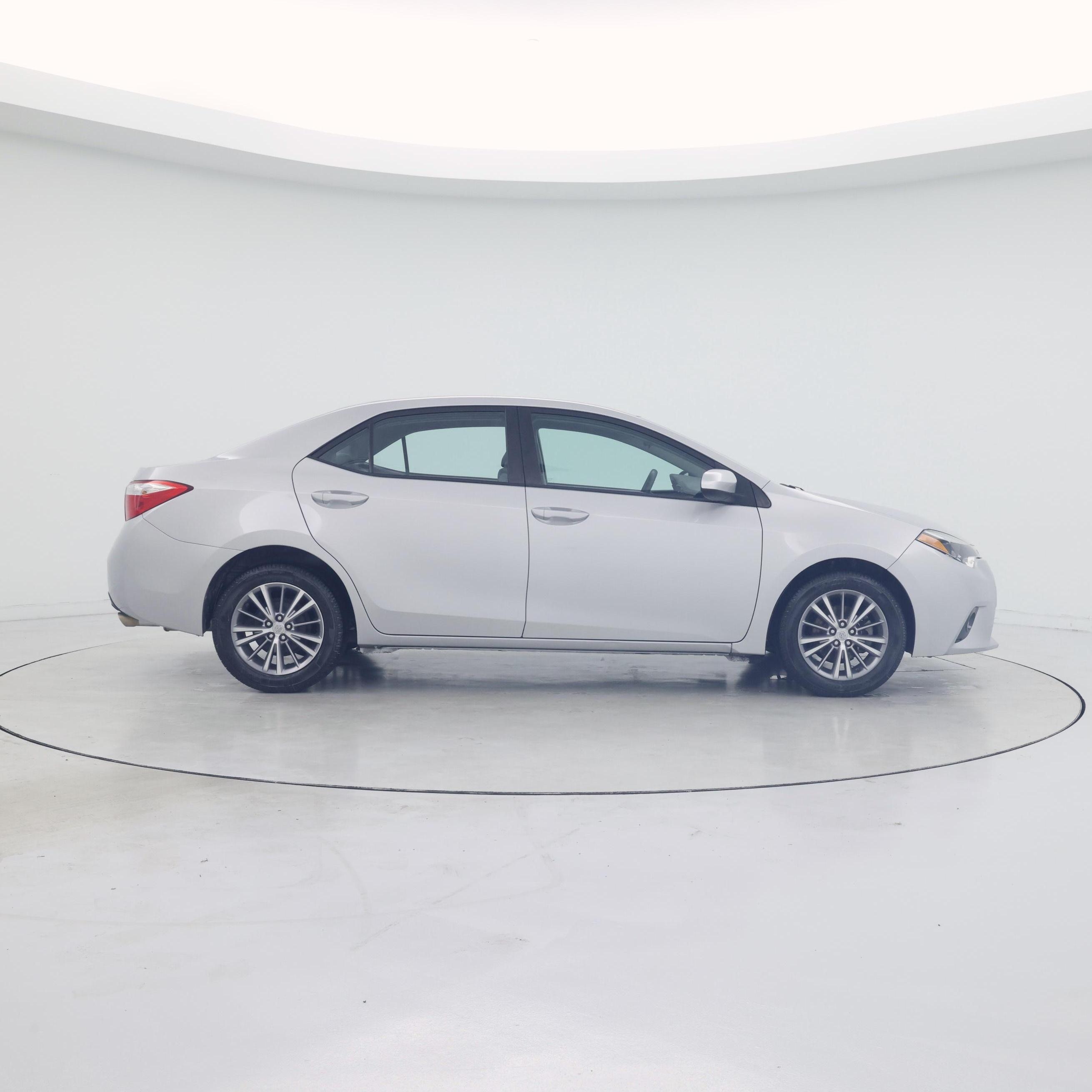 Thumbnail: 2015 Toyota Corolla - 7
