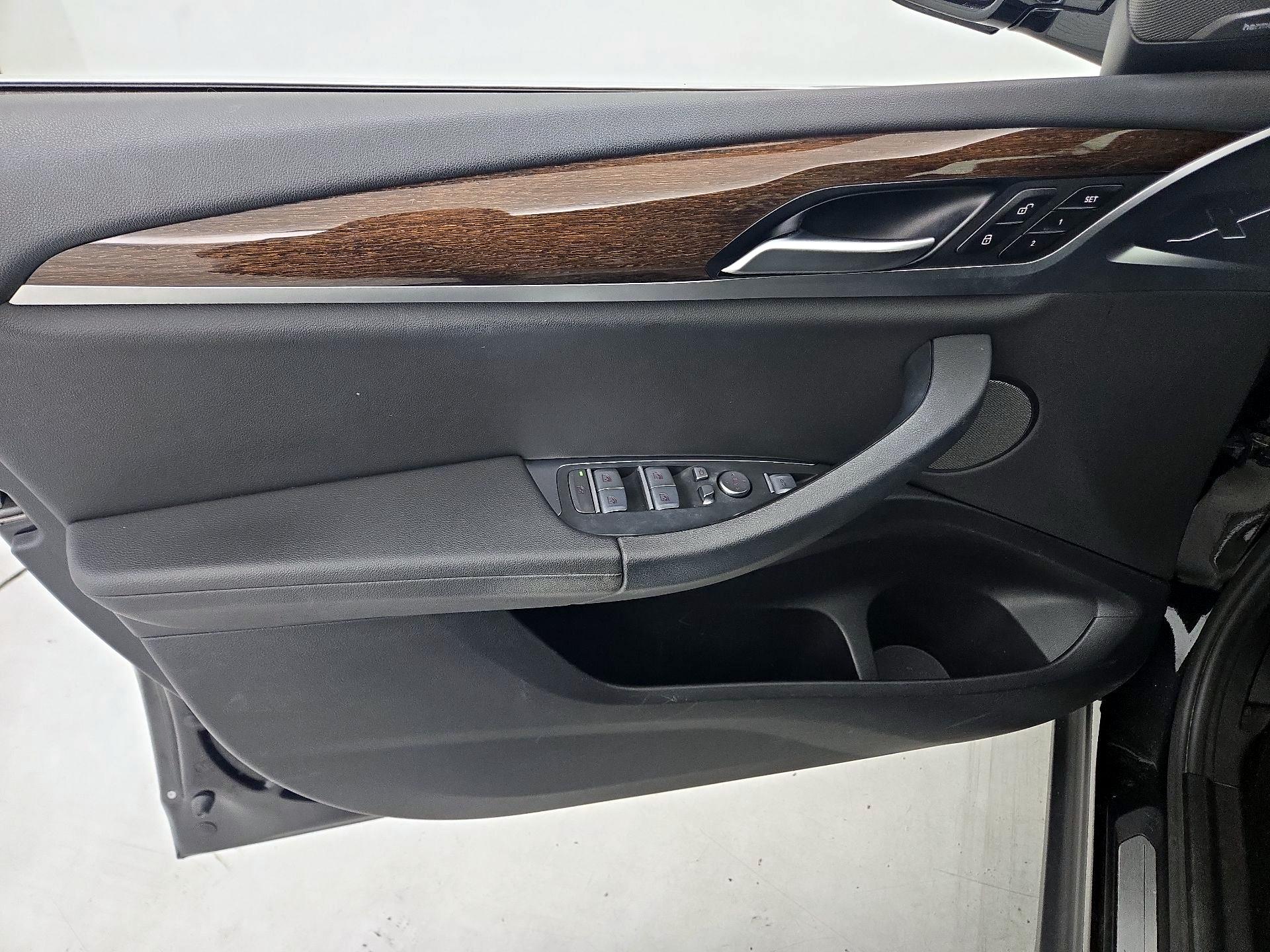 Thumbnail: 2021 BMW X3 - 12